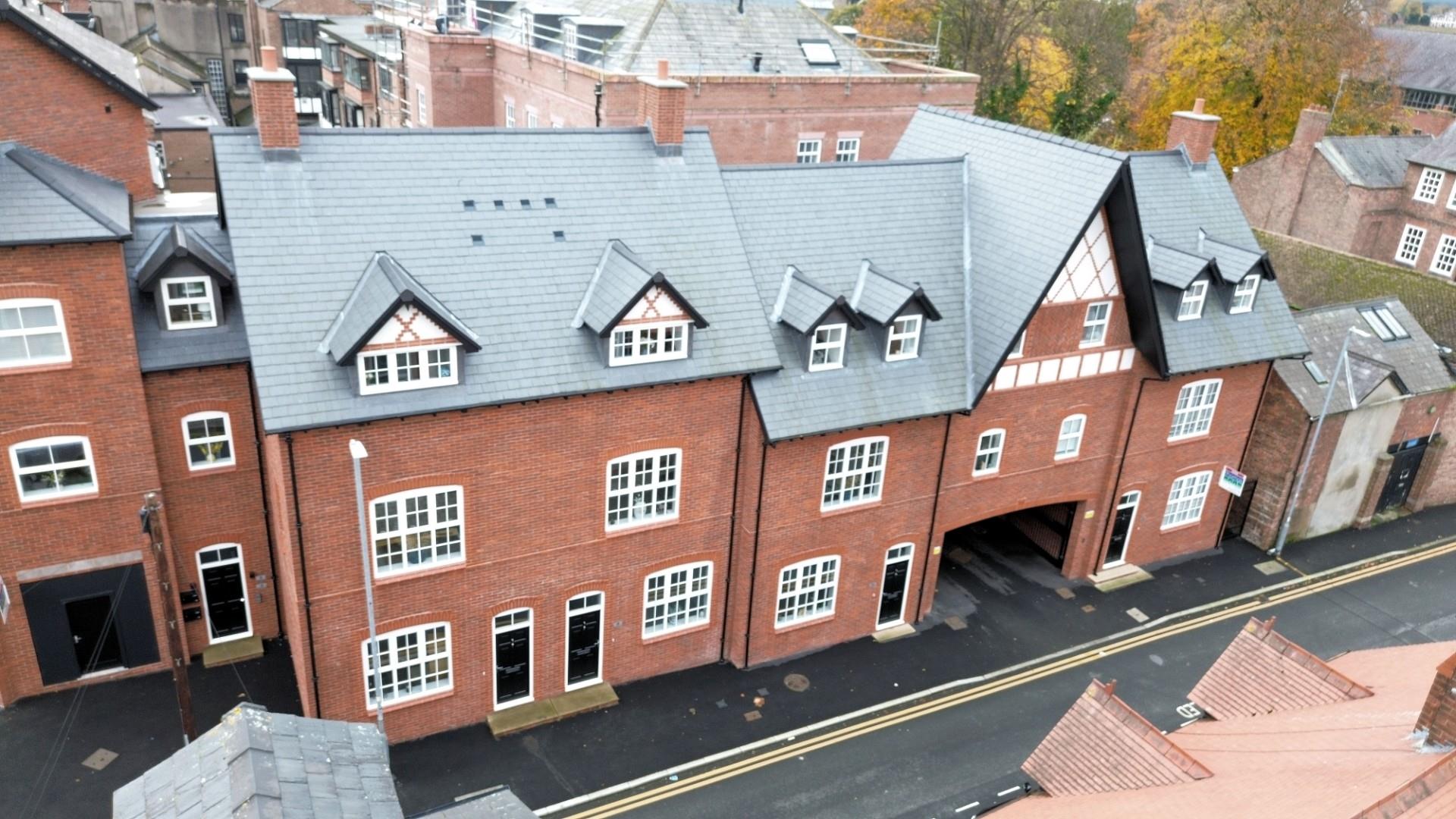 Commonhall Street, Chester - OUTSIDE