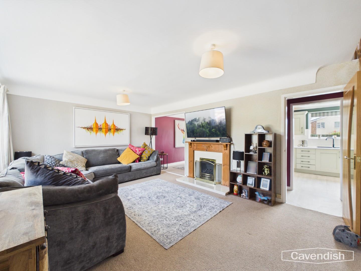 Radnor Drive, Westminster Park, Chester - LIVING ROOM