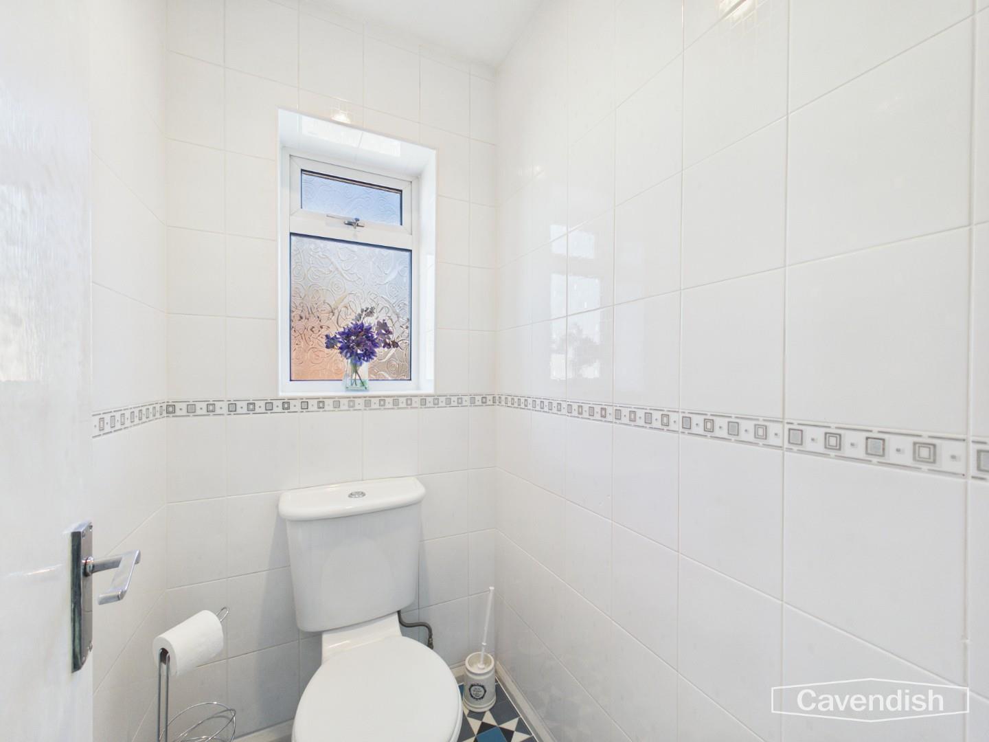 Queensway, Newton, Chester - SEPARATE WC