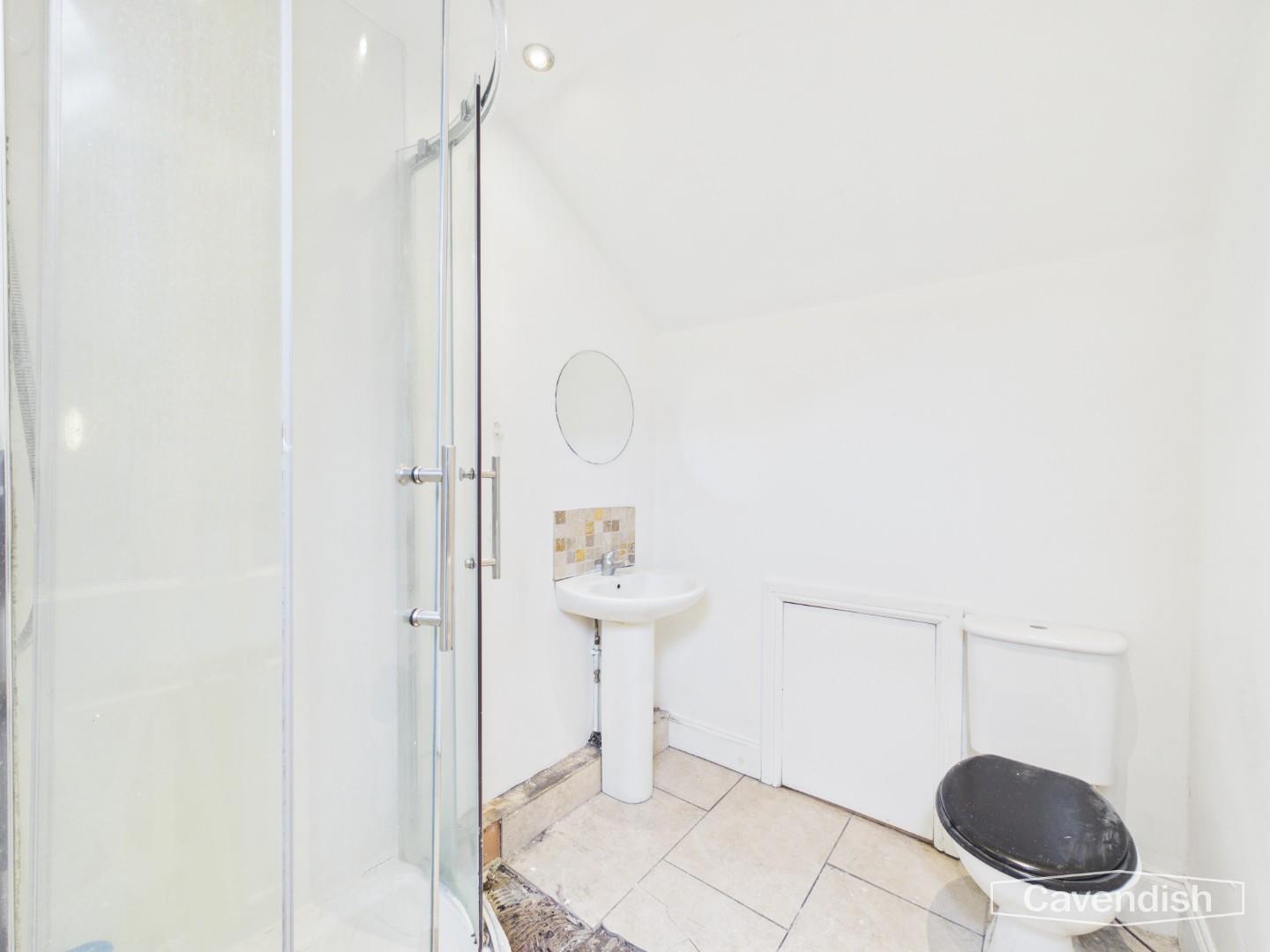 Lorne Street, Chester - SHOWER ROOM