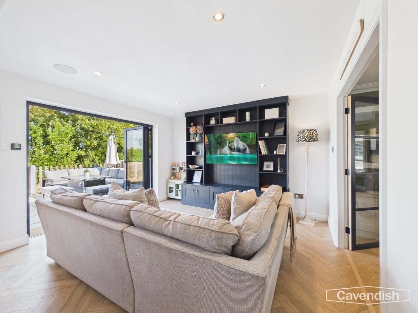 Vicarage Court, Holt, Wrexham - FAMILY AREA