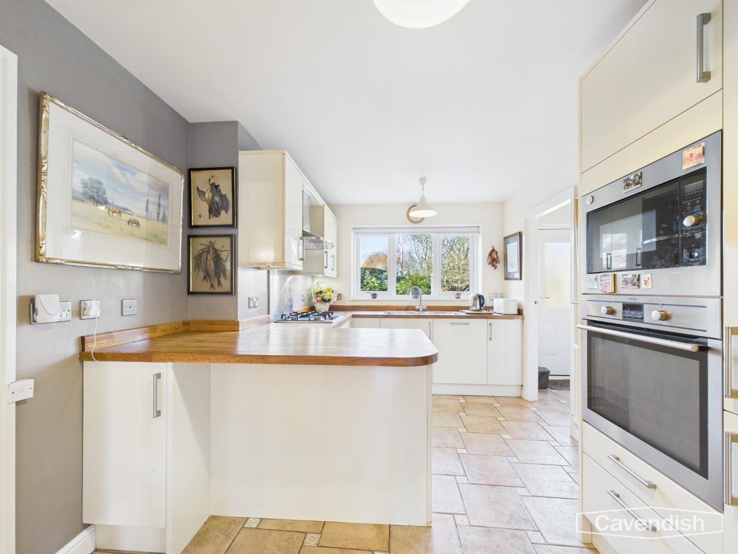 Wrexham Road, Pulford, Chester - KITCHEN
