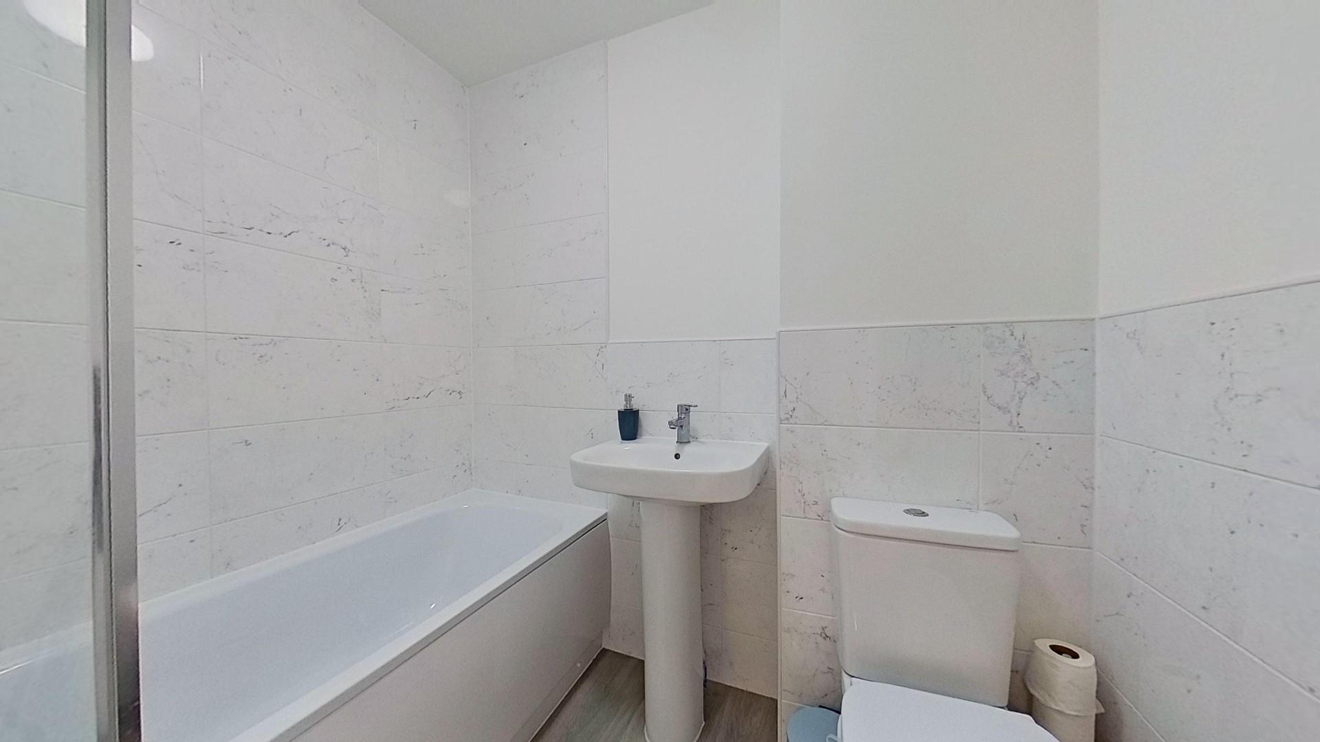 Portway Row, Chester - FAMILY BATHROOM