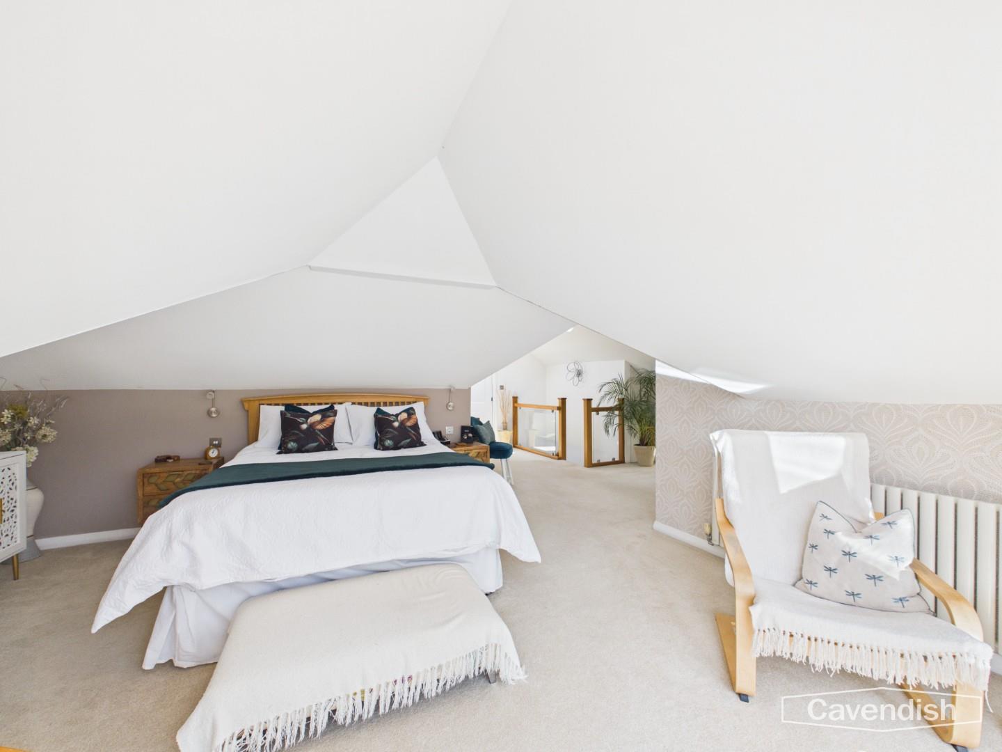Liverpool Road, Moston, Chester - FIRST FLOOR PRINCIPAL BEDROOM SUITE