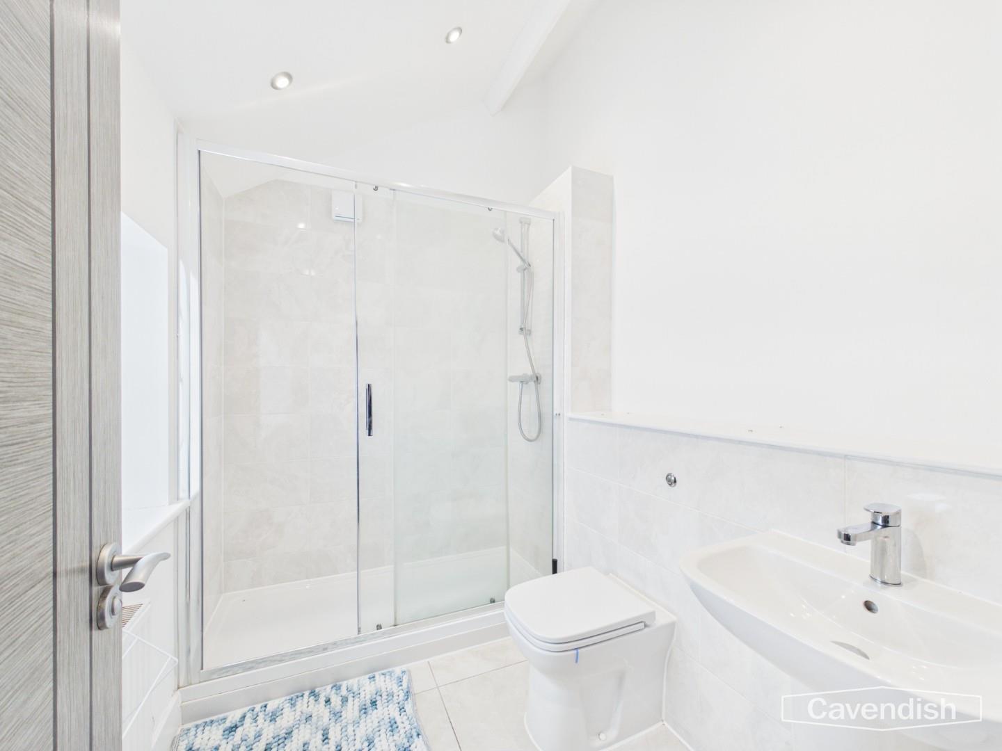 Pierpoint Court, Chester - EN-SUITE SHOWER ROOM