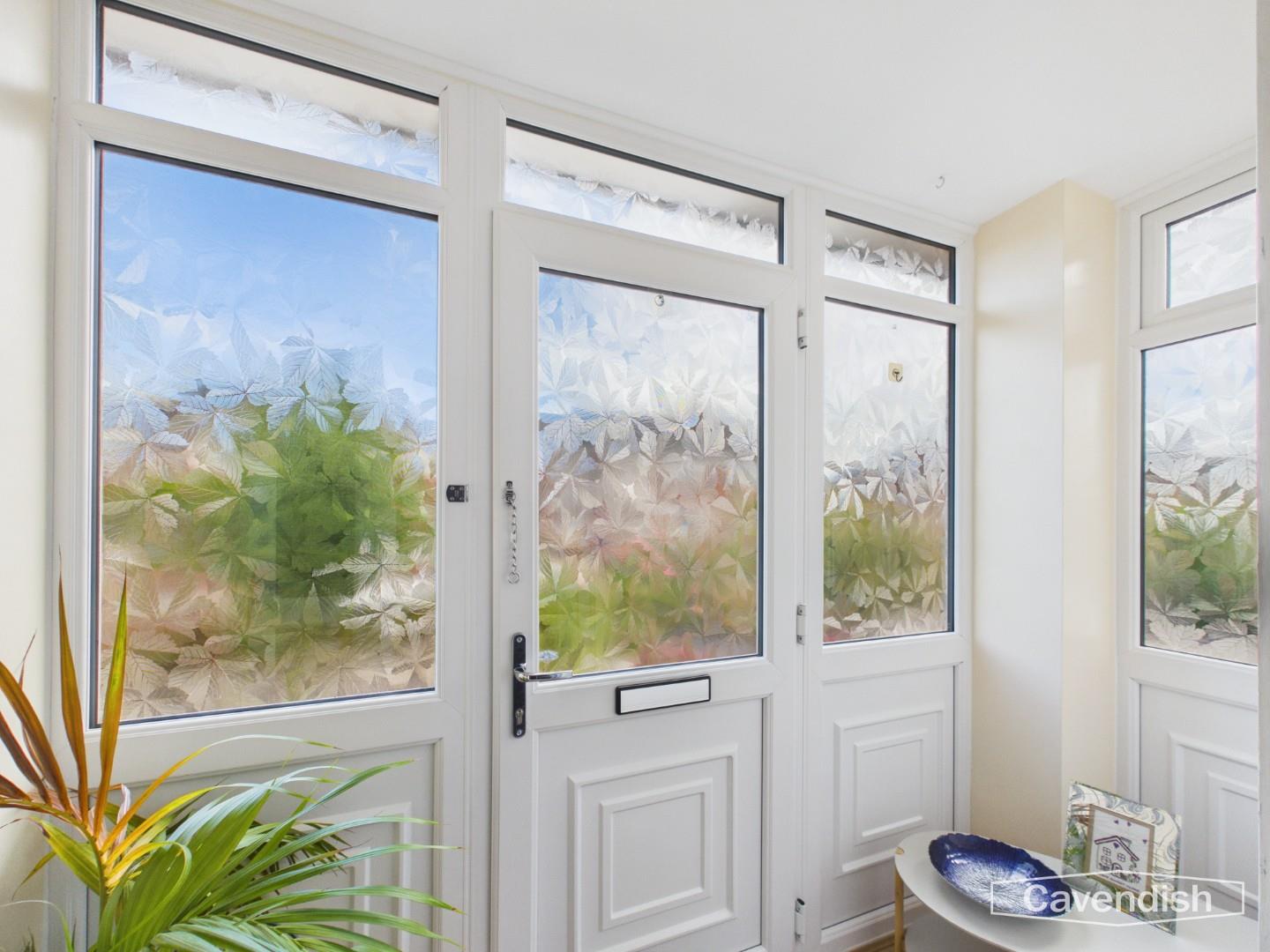Manor Drive, Great Boughton, Chester - Entry