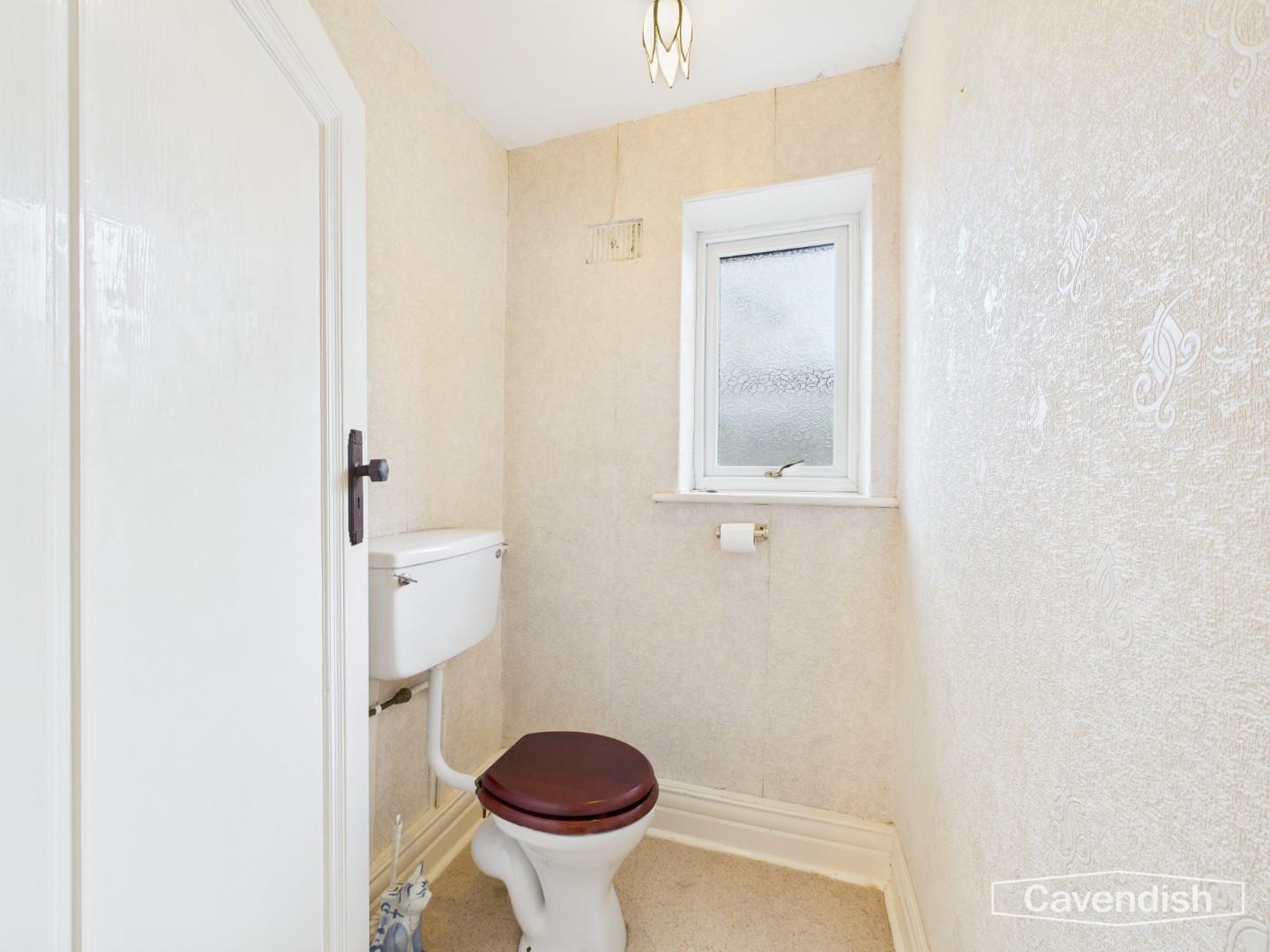 Abbots Park, Chester - SEPARATE WC