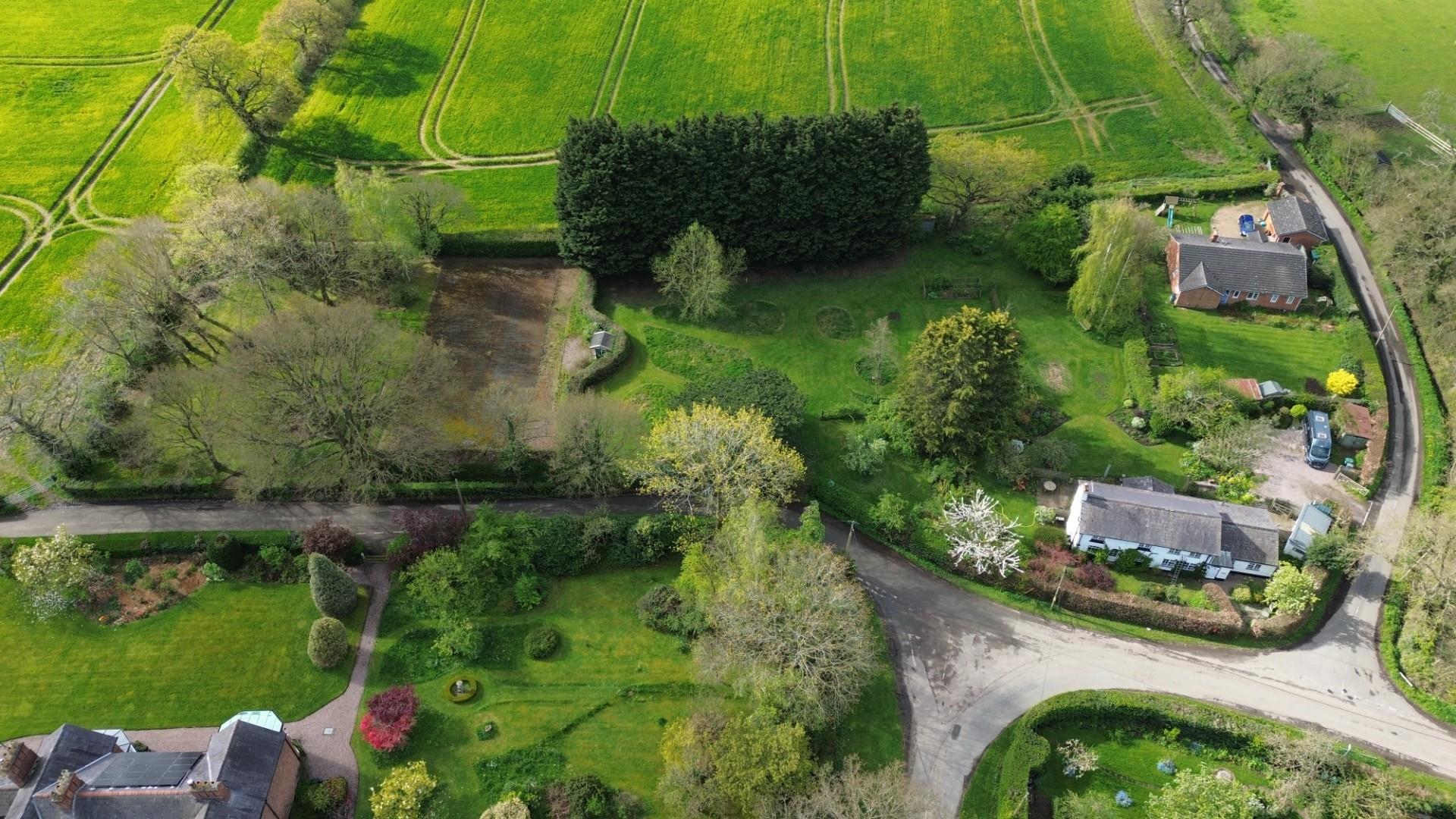 Picton Gorse Lane, Picton, Chester - DRONE PHOTO 3