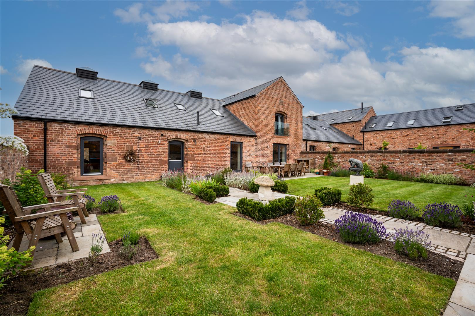 The Green, Poulton, Chester - OUTSIDE REAR