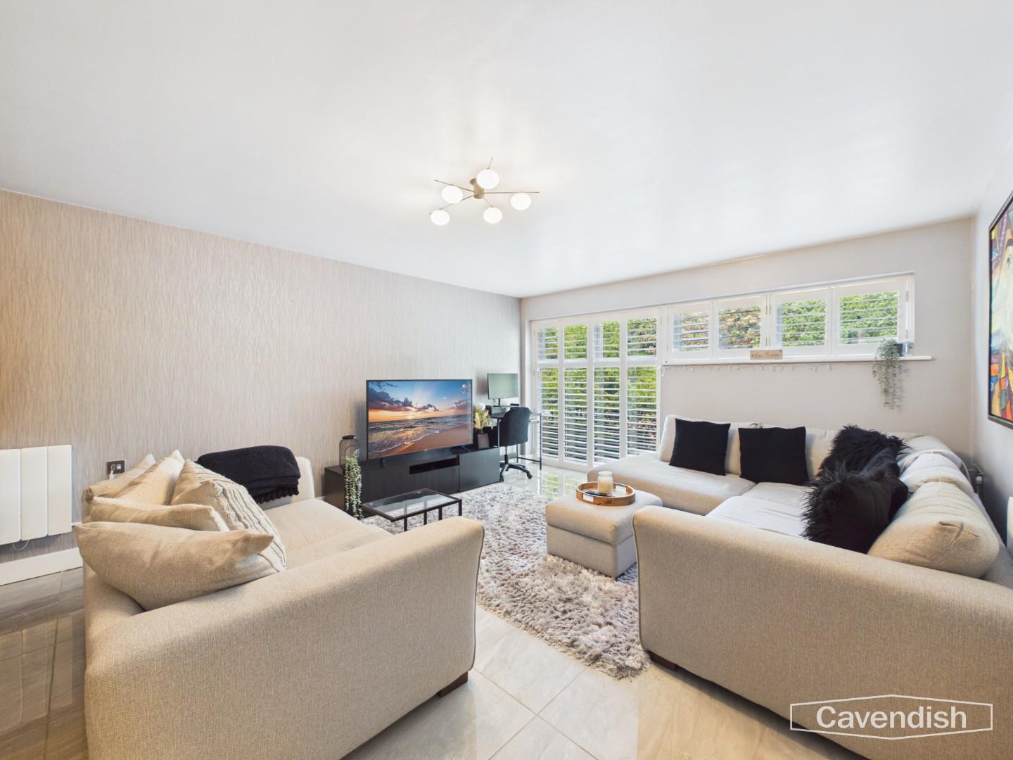 Gawer Park, Chester - LIVING ROOM/DINING AREA