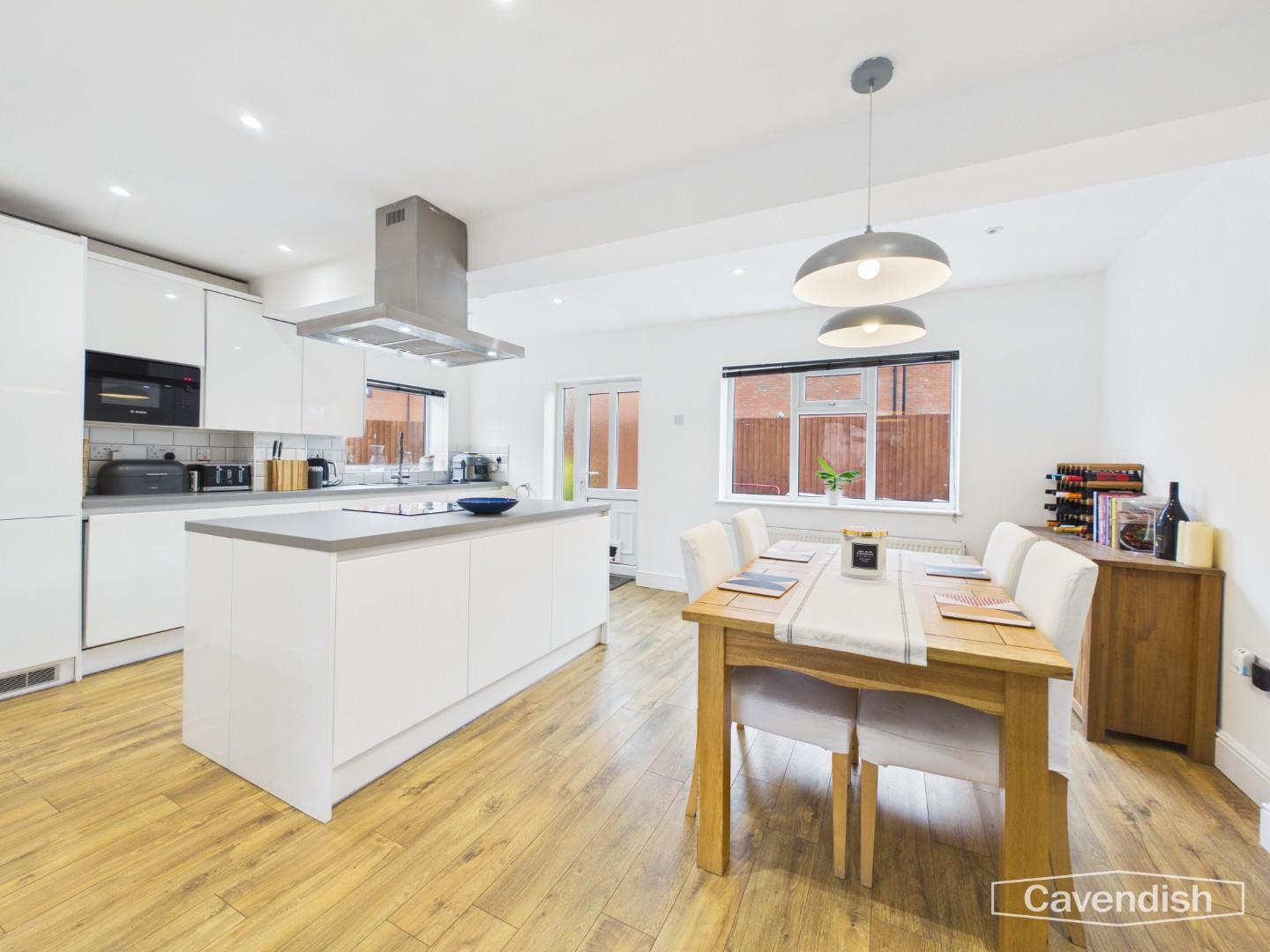 Neville Drive, Great Boughton, Chester - KITCHEN/DINING ROOM