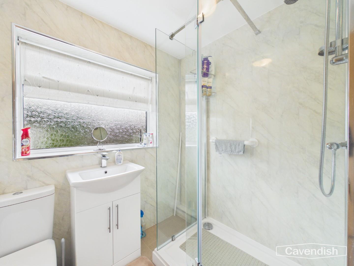 Alpraham Crescent, Upton, Chester - SHOWER ROOM