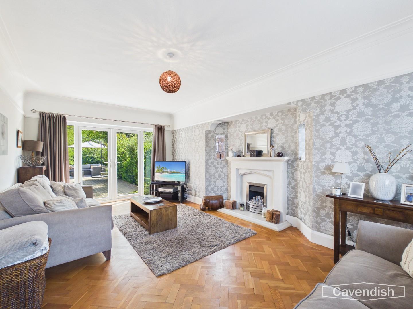 Meadowsway, Upton, Chester - LIVING ROOM