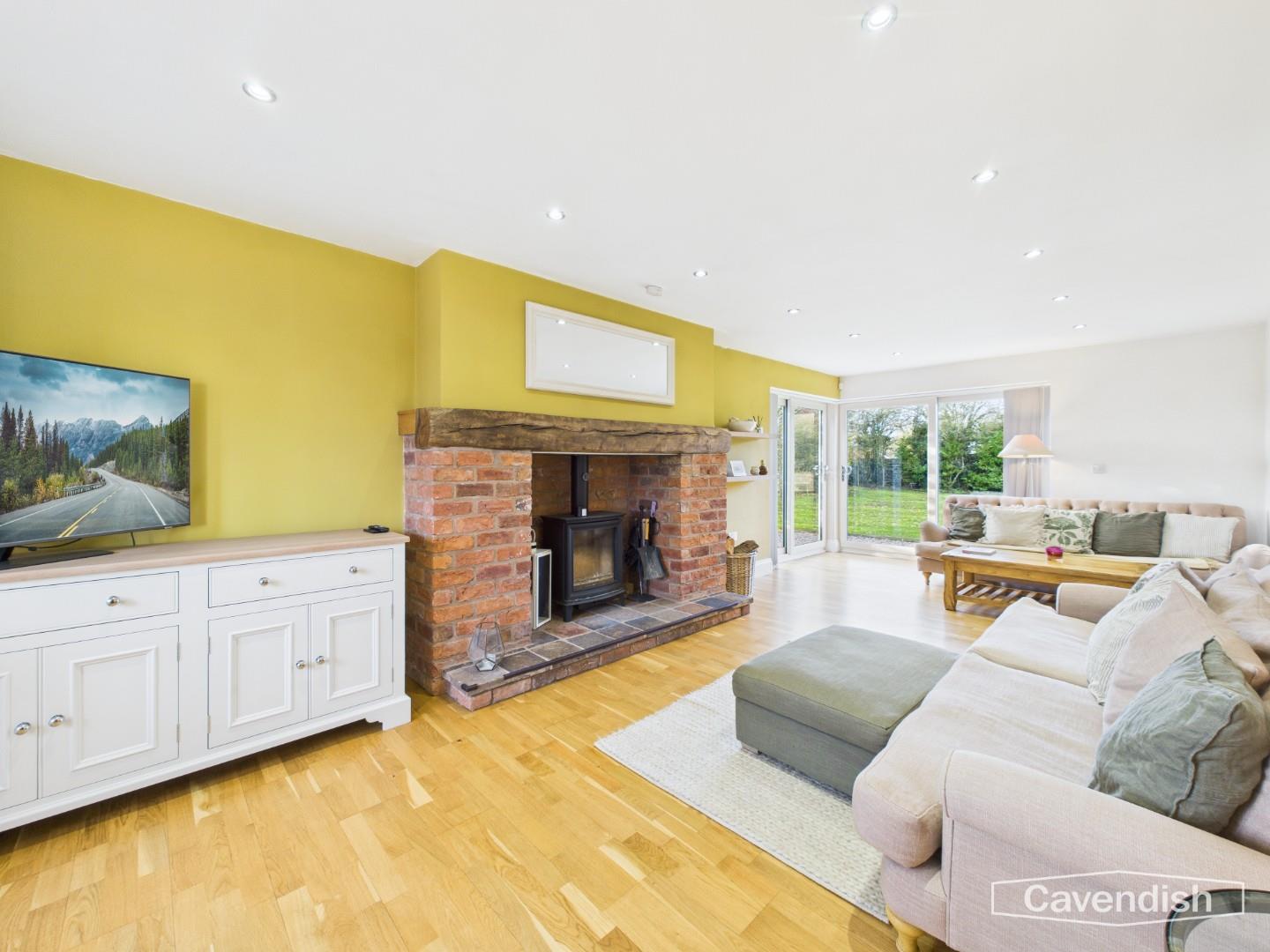 Gatesheath Lane, Tattenhall, Chester - LIVING ROOM