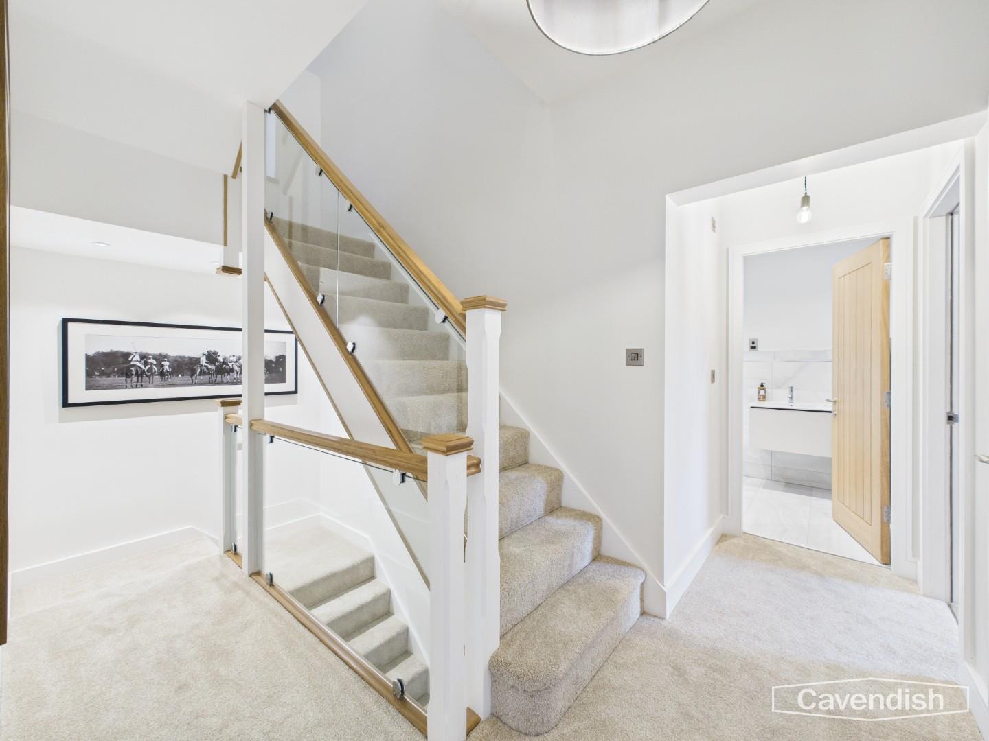 Commonhall Street, Chester - FIRST FLOOR LANDING