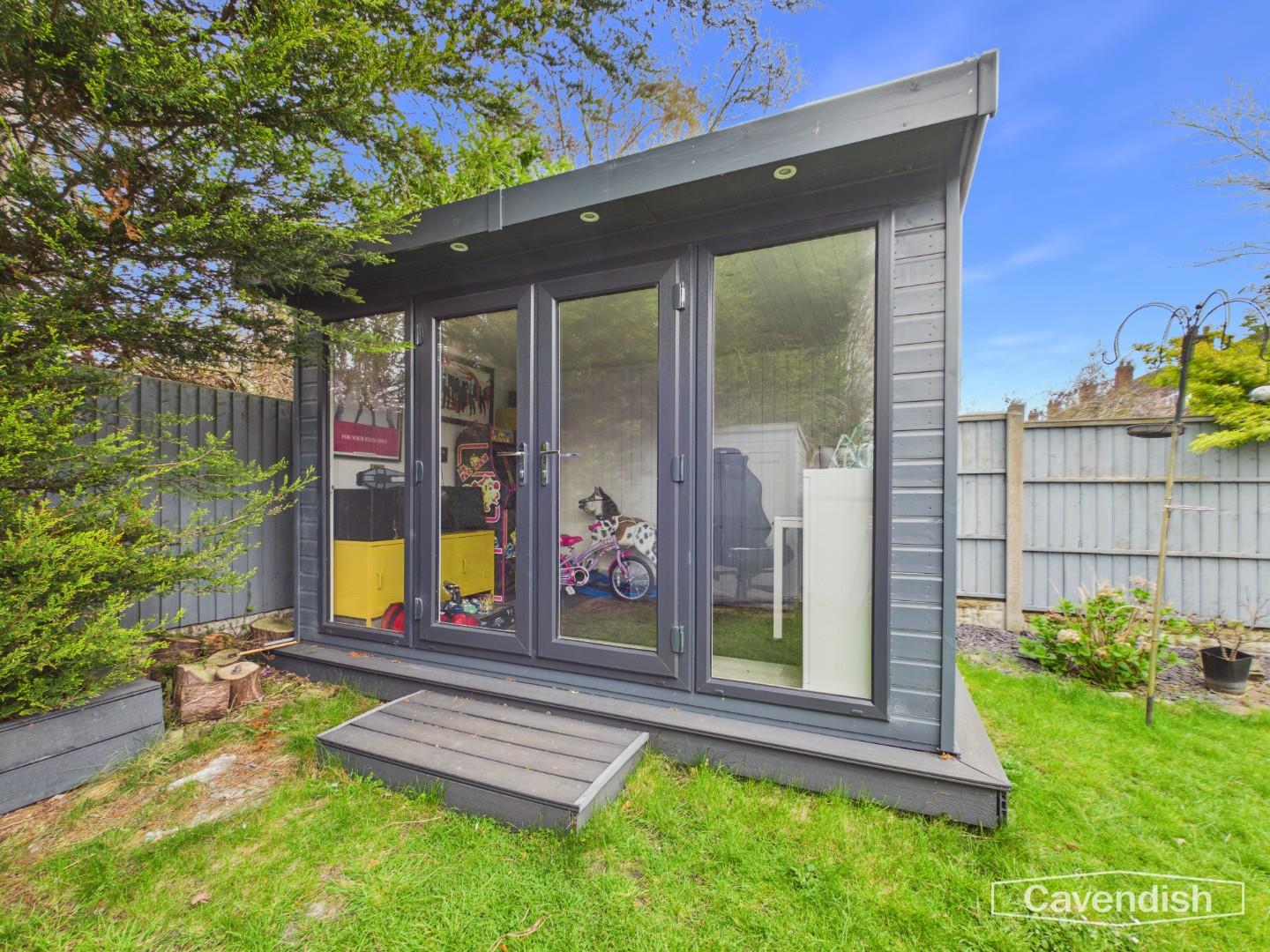 Woodlands Drive, Hoole, Chester - GARDEN ROOM/HOME OFFICE