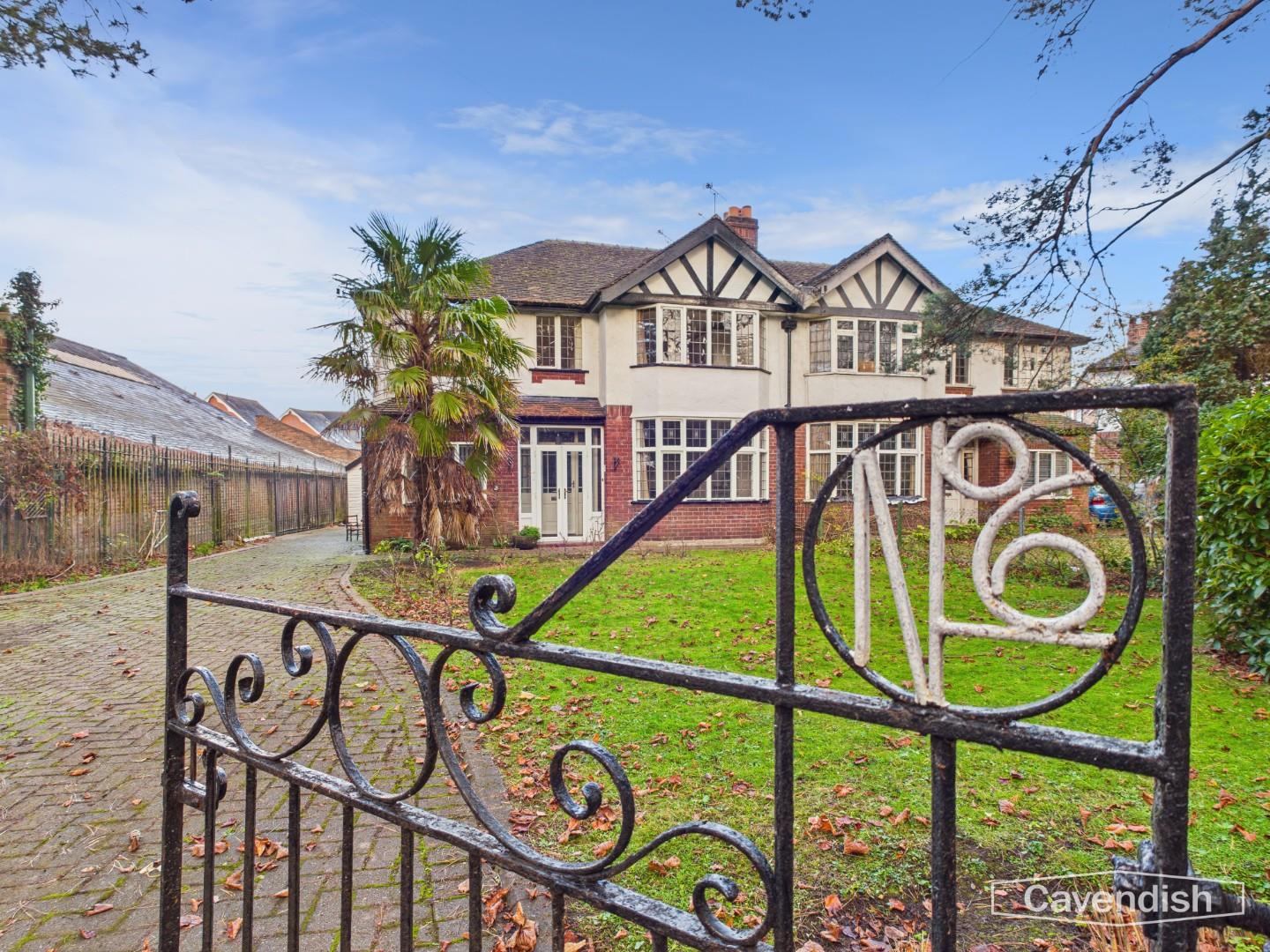 Abbots Park, Chester - LOCATION