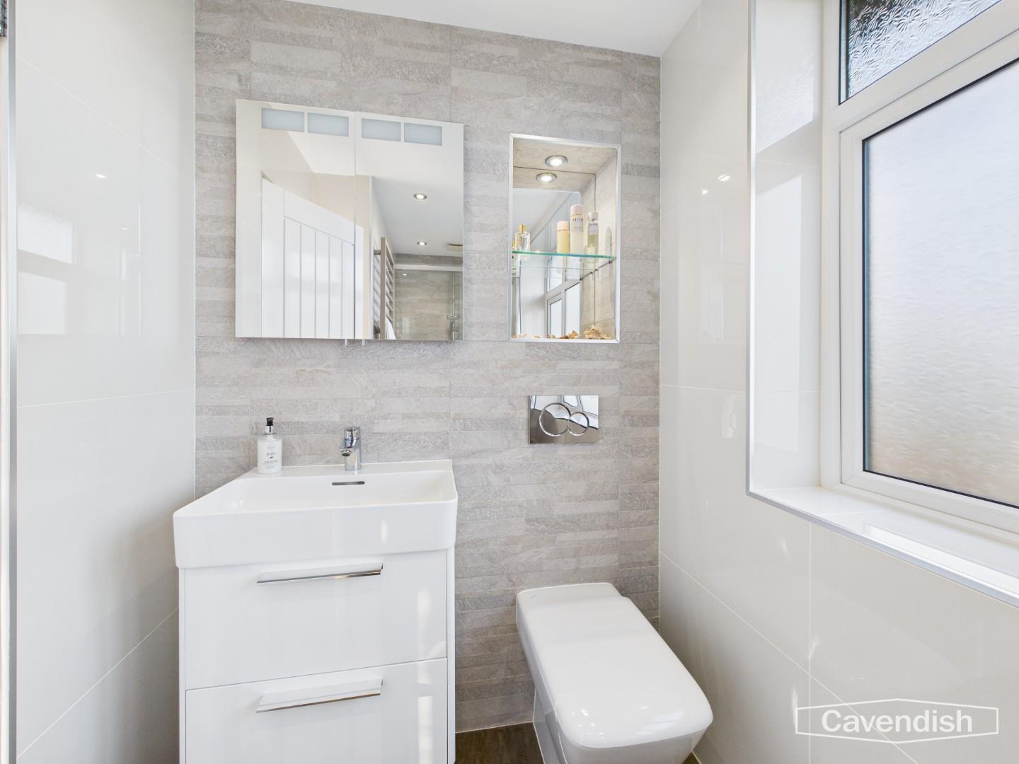 Curzon Park, Curzon Park South, Chester - EN-SUITE SHOWER ROOM