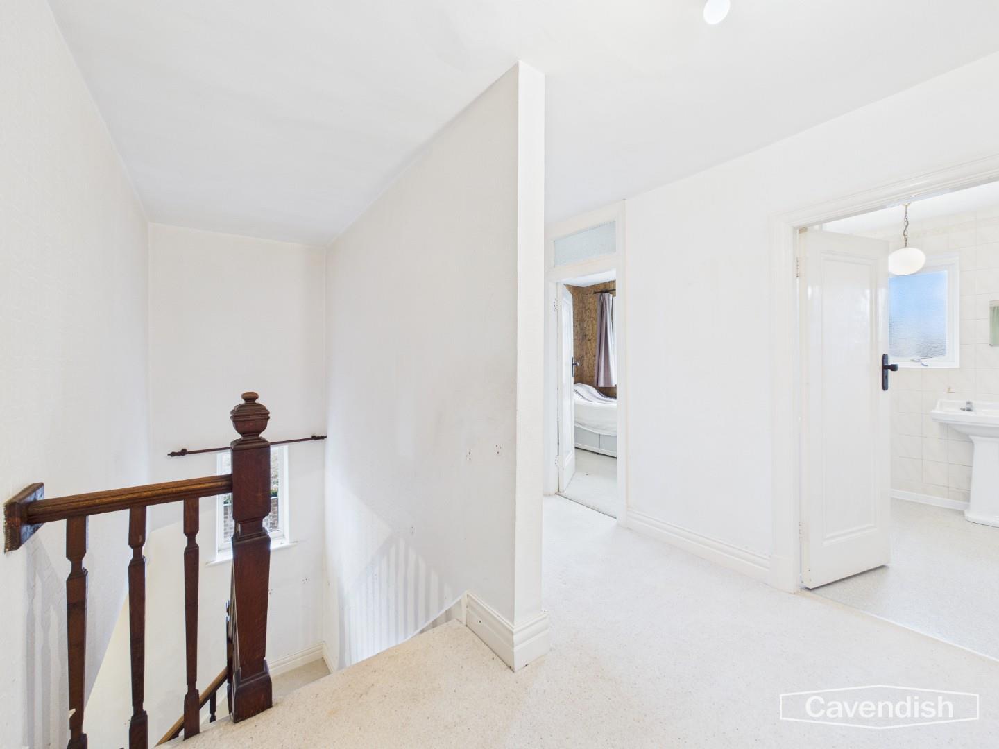 Abbots Park, Chester - LANDING