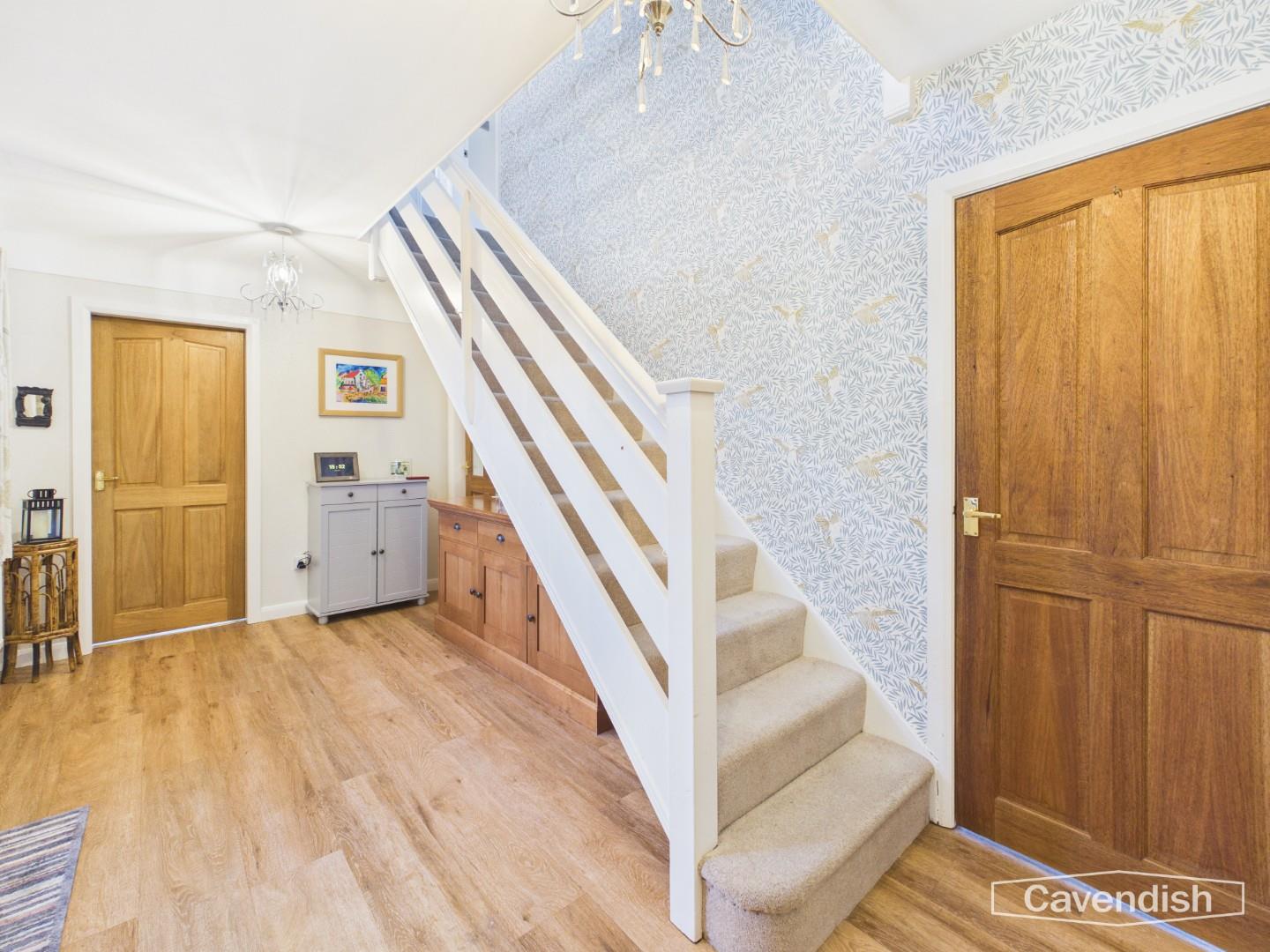 Ffordd Dawel, Sychdyn, Mold - Entrance Hall