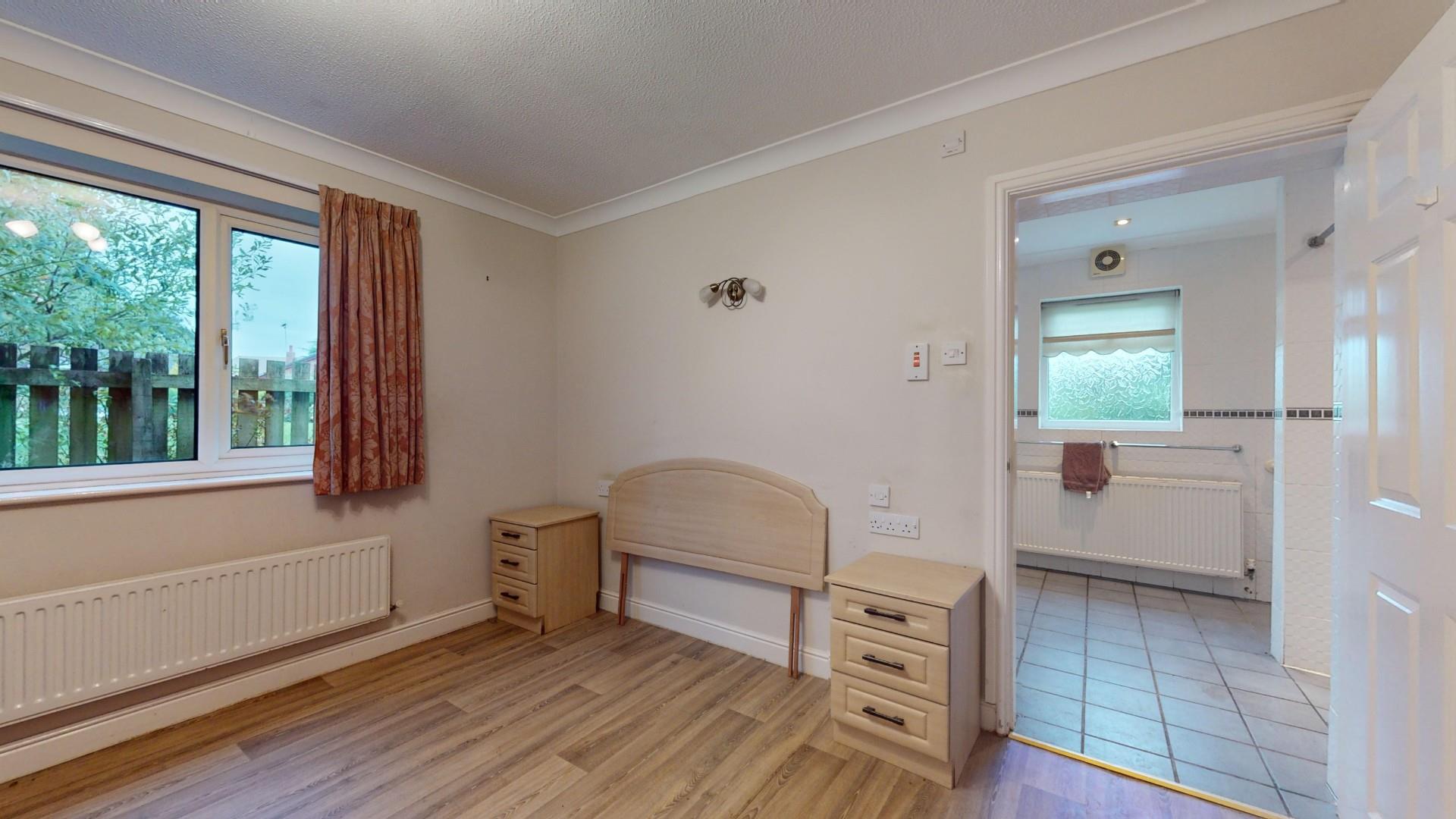 Lon Syr Herbert, Caerwys, Mold - BEDROOM ONE