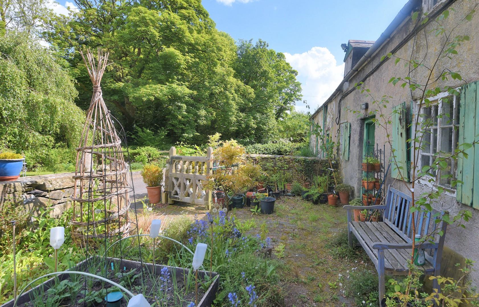 Ffordd Pen Y Bryn, Nercwys, Mold - GARDENS