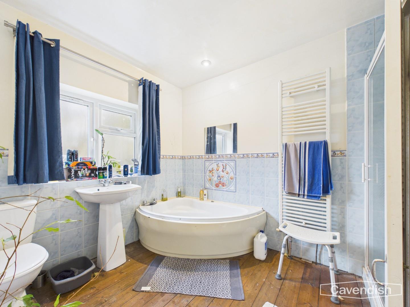 Rhyd Y Goleu, Rhosesmor, Mold - Bathroom- Upstairs