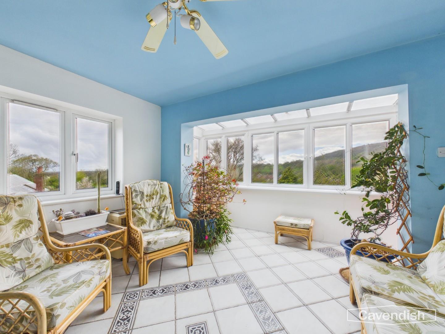 Rhyddyn Hill., Caergwrle, Wrexham - Garden room