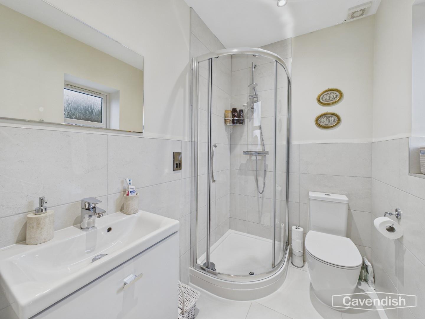 Ffordd Y Gwanwyn, Mold - EN-SUITE SHOWER ROOM