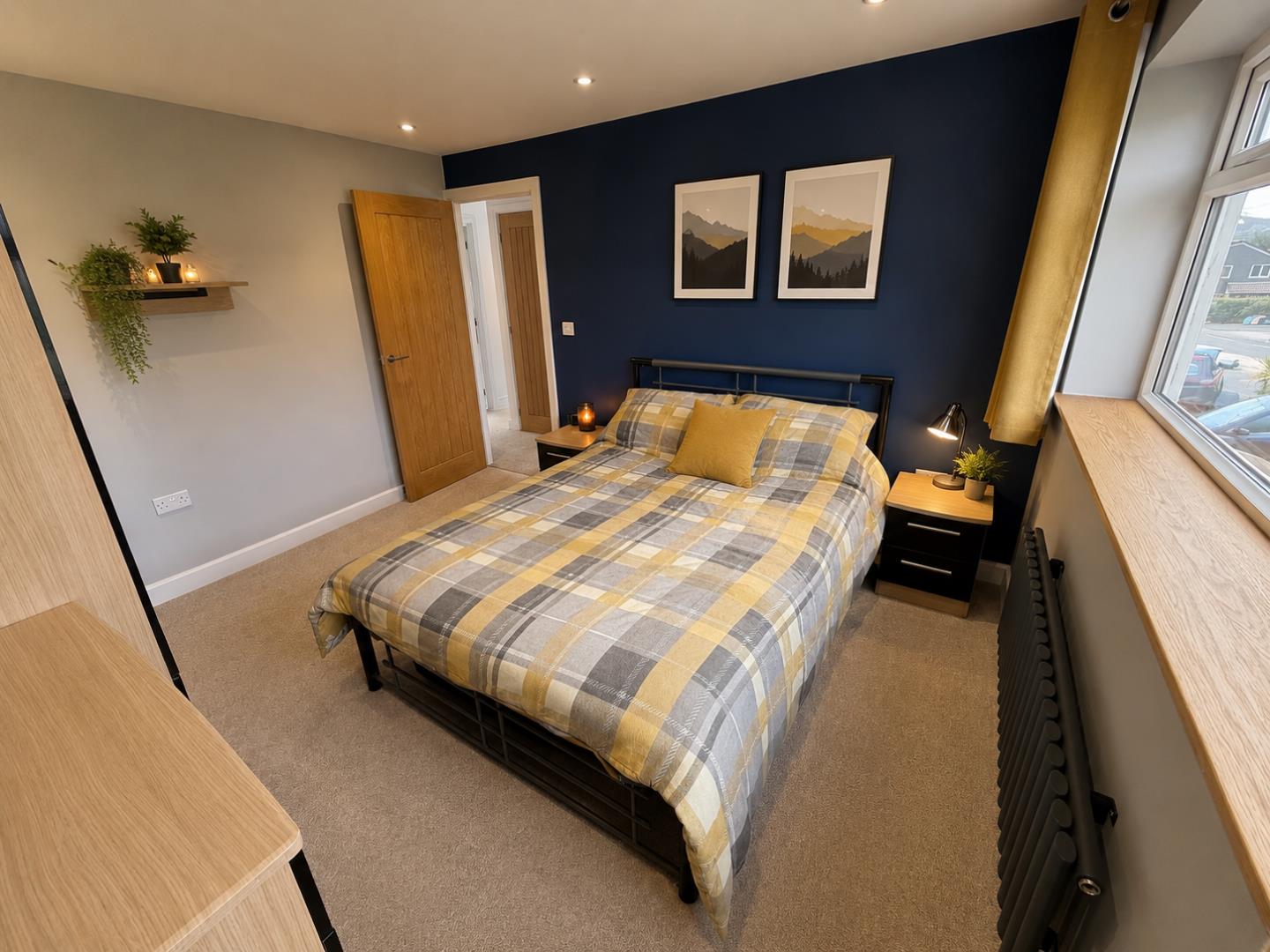 Llys Argoed, Mynydd Isa, Mold - Bedroom One
