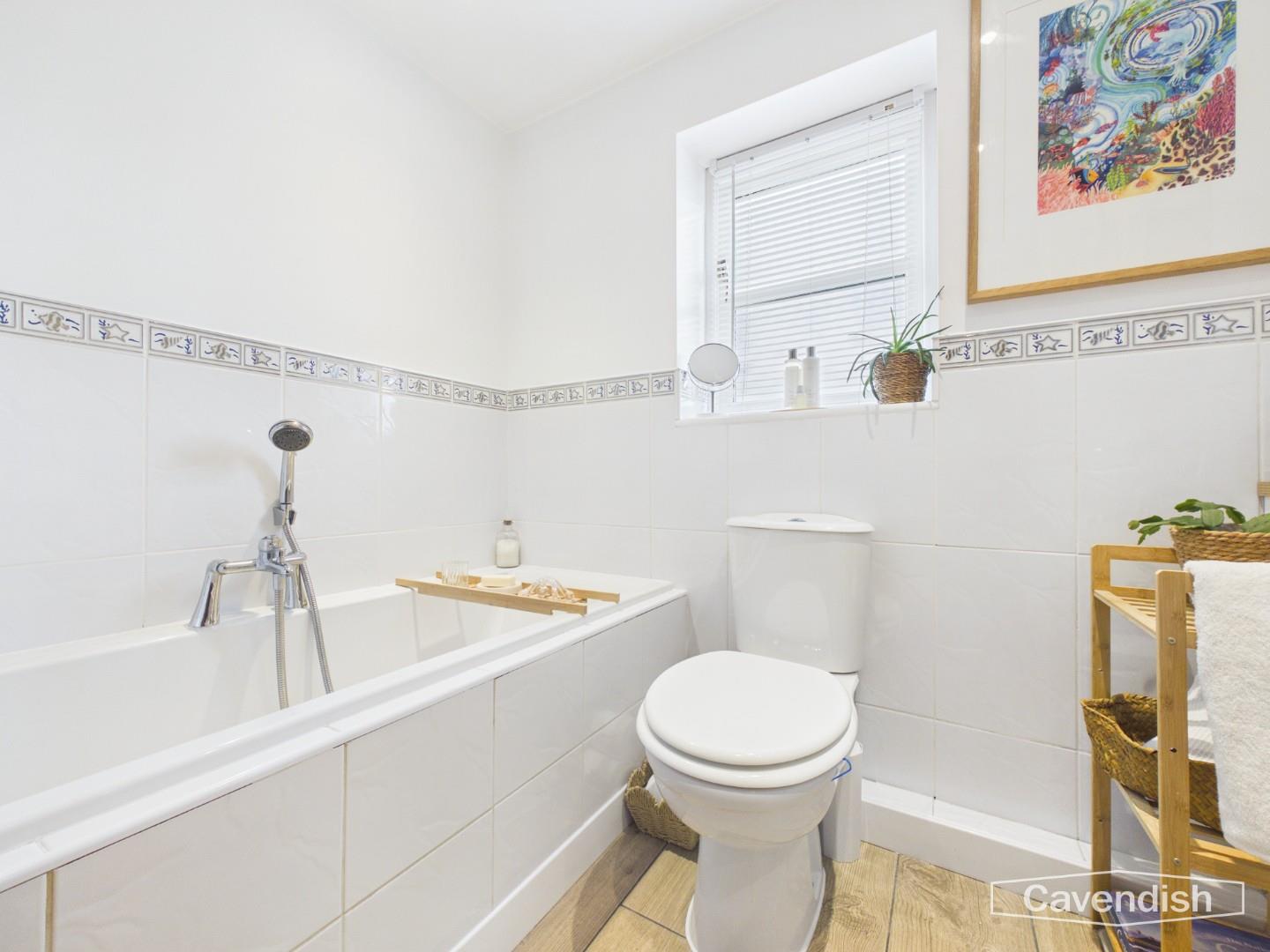 Pen Y Fron Road, Pantymwyn, Mold - Family Bathroom