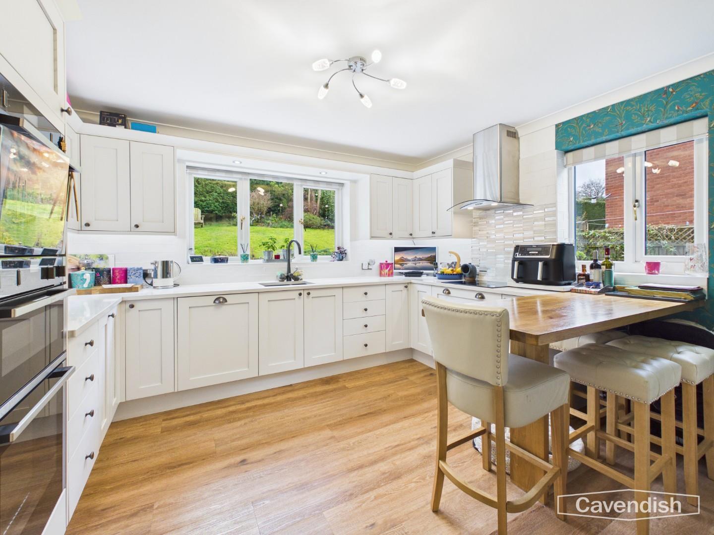 Ffordd Dawel, Sychdyn, Mold - Kitchen