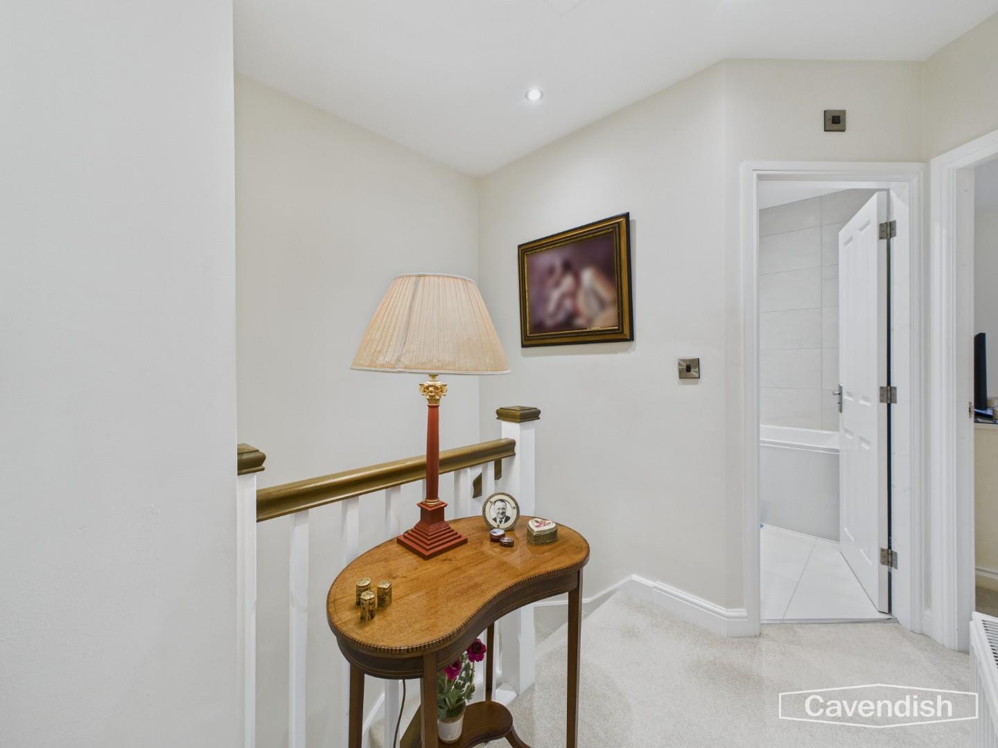 Ffordd Y Gwanwyn, Mold - FIRST FLOOR LANDING