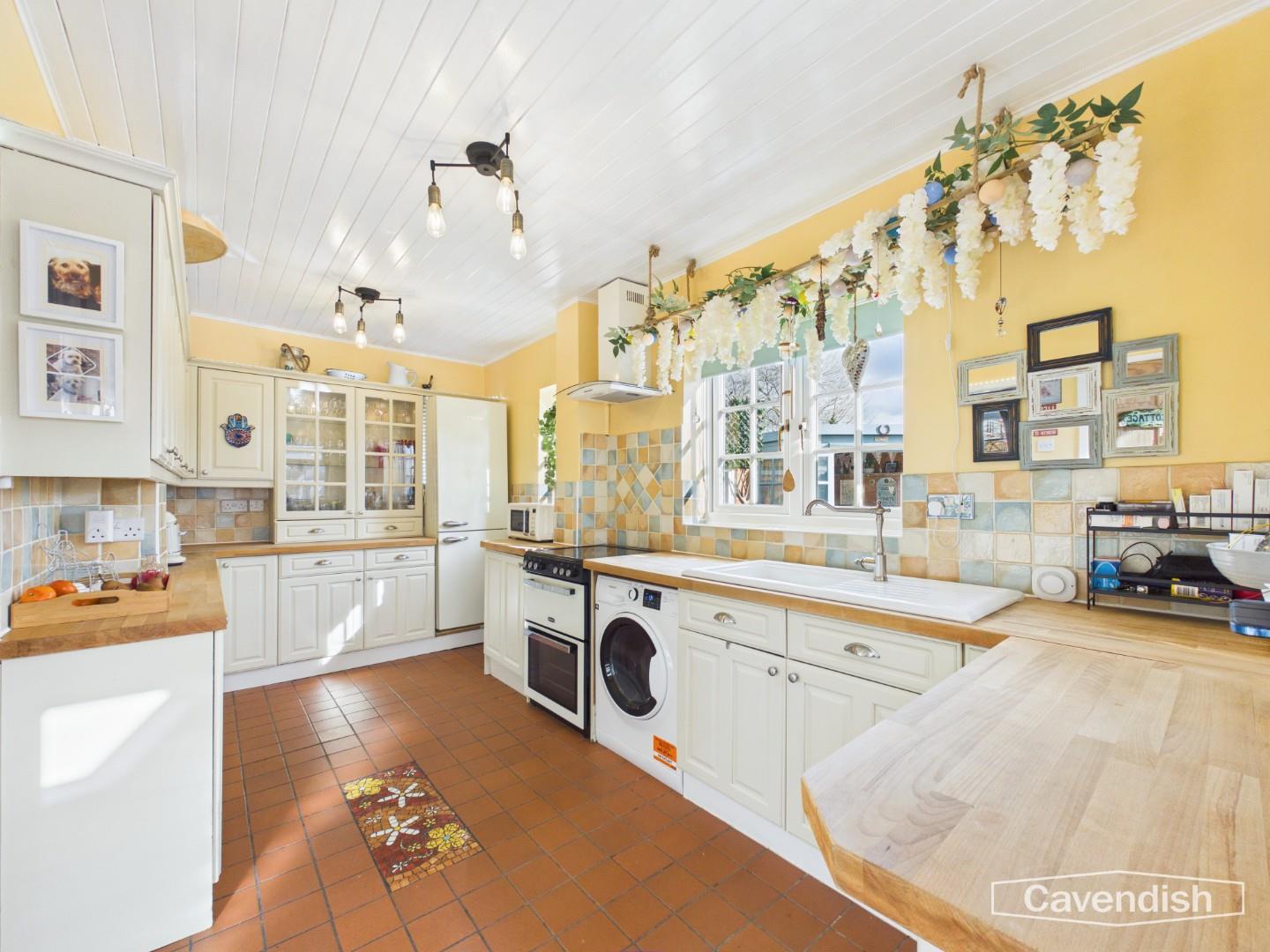 Hawarden Road, Penyffordd, Chester - KITCHEN