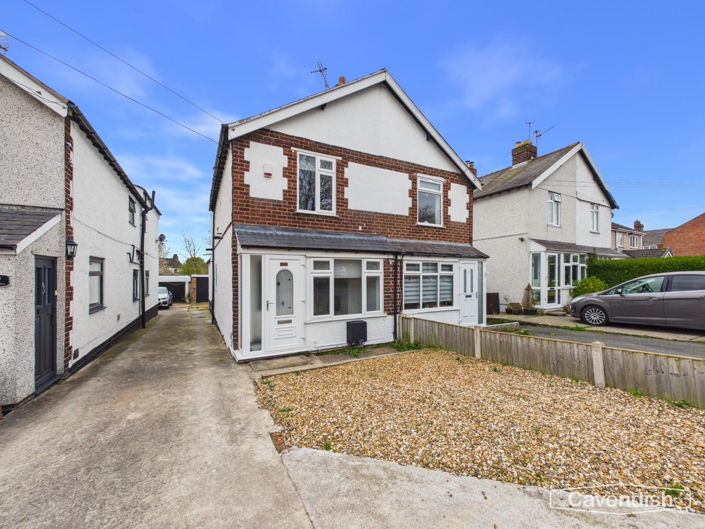Vounog Hill, Penyffordd, Chester - Garage