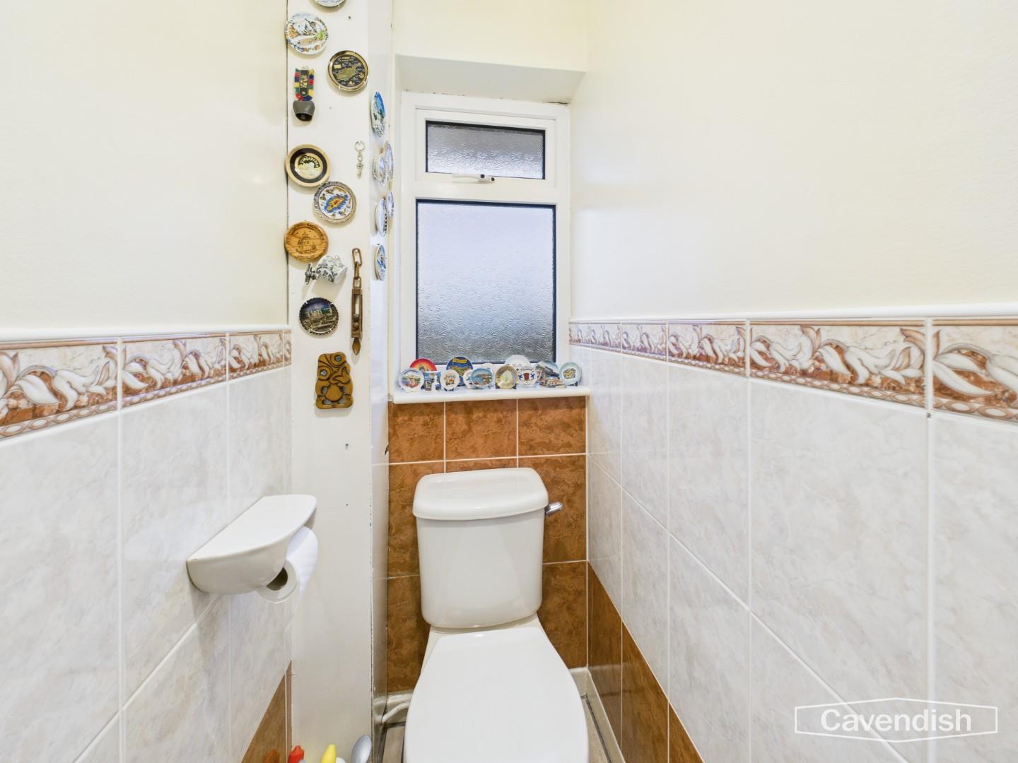 Pen Y Fron Road, Pantymwyn, Mold - W/C