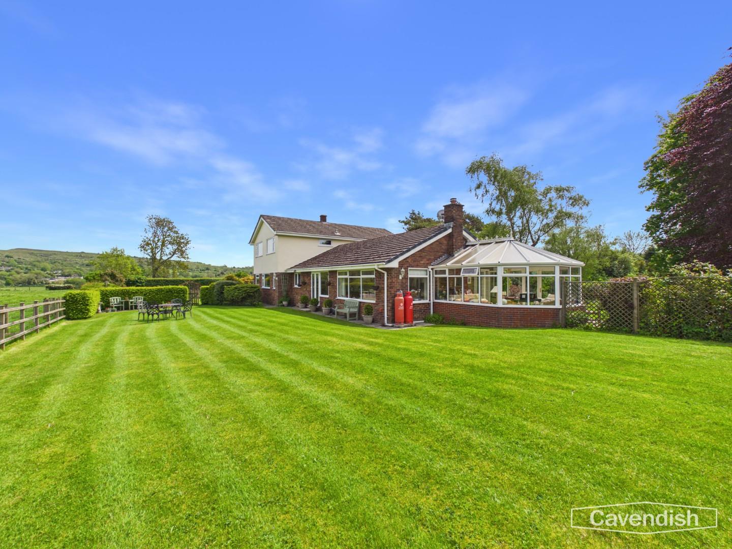 Llanarmon yn Ial, Mold - Rear Garden