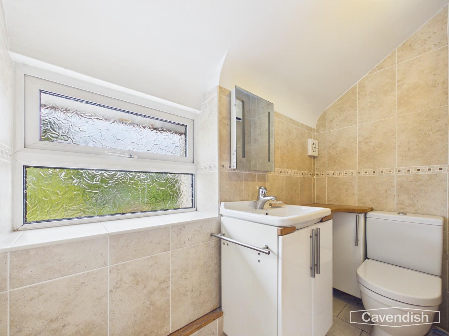 Ffordd Y Rhos, Treuddyn, Mold - Upstairs W/C