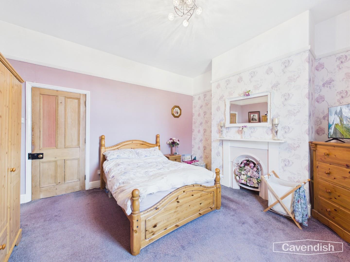 Pwll Glas, Mold - Bedroom 4
