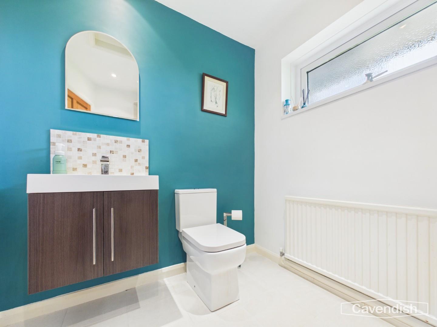 Llanarmon yn Ial, Mold - Downstairs WC