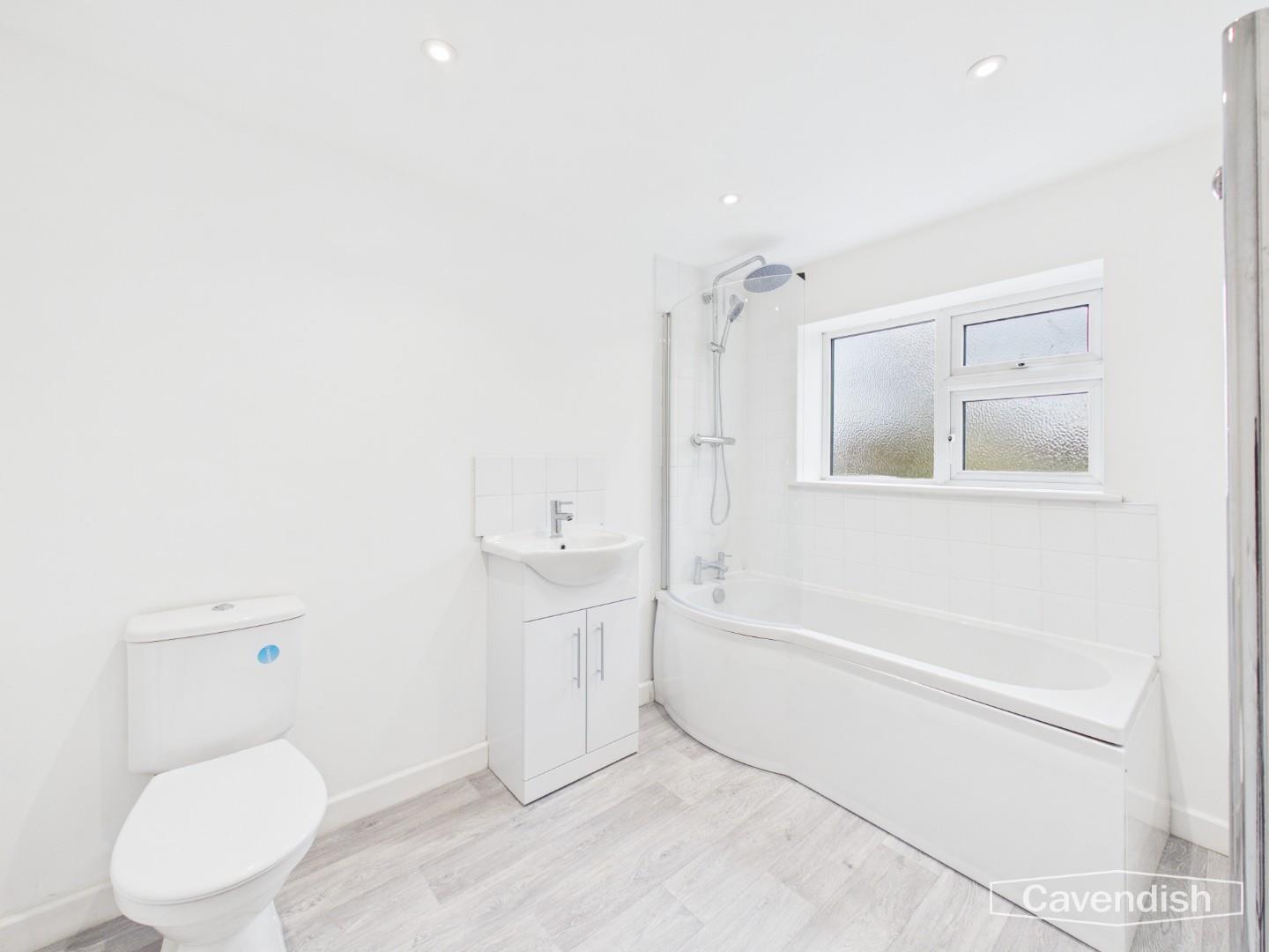 Vounog Hill, Penyffordd, Chester - Bathroom