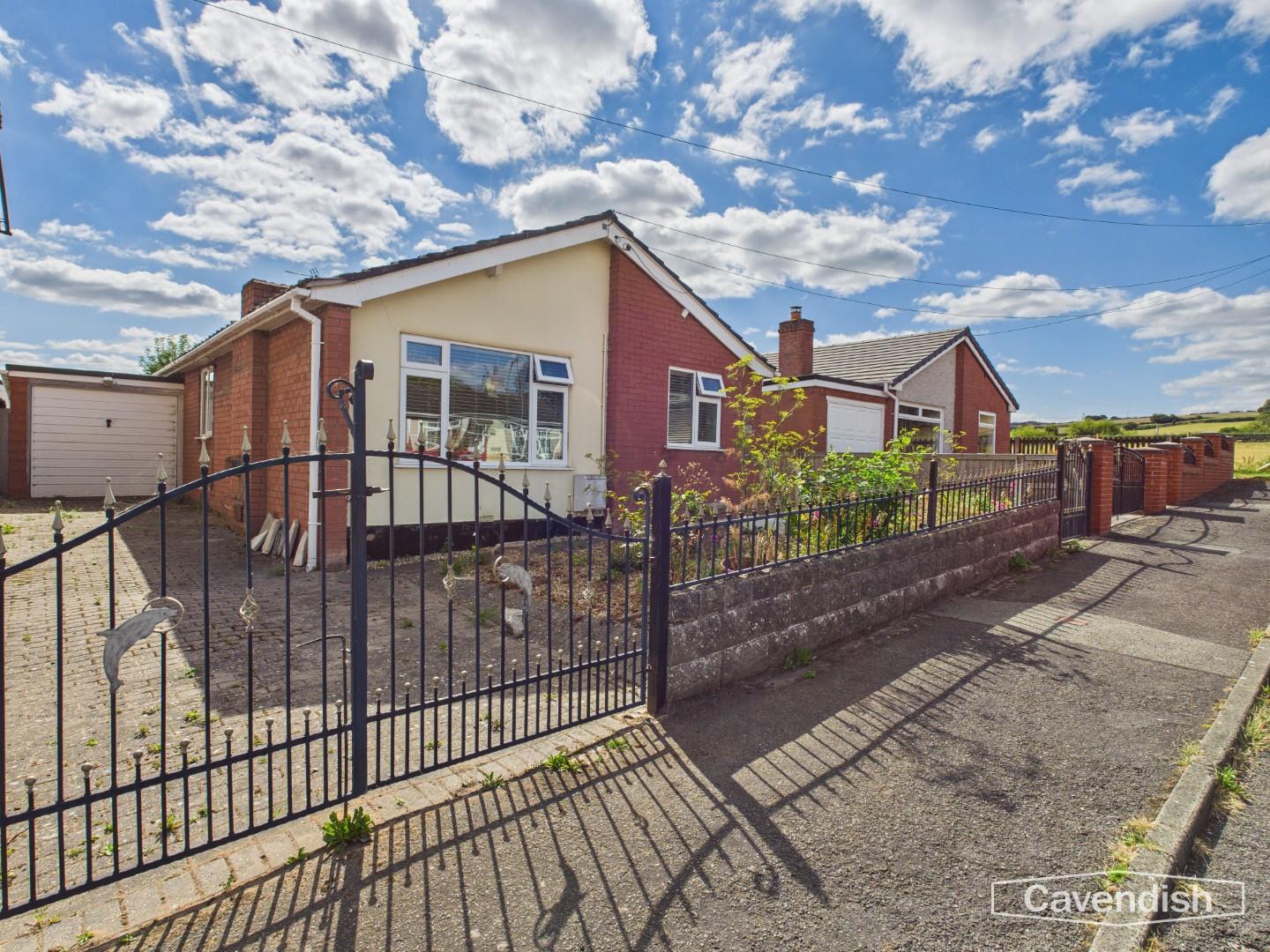 15 Manor Drive