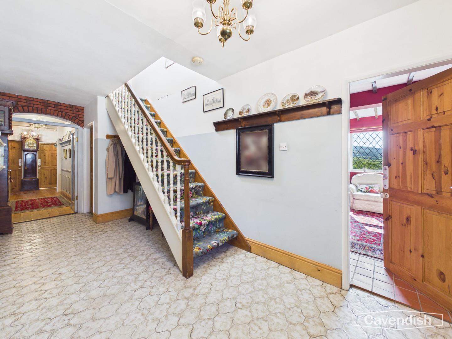 Cefn Bychan Road, Pantymwyn, Mold - Hall