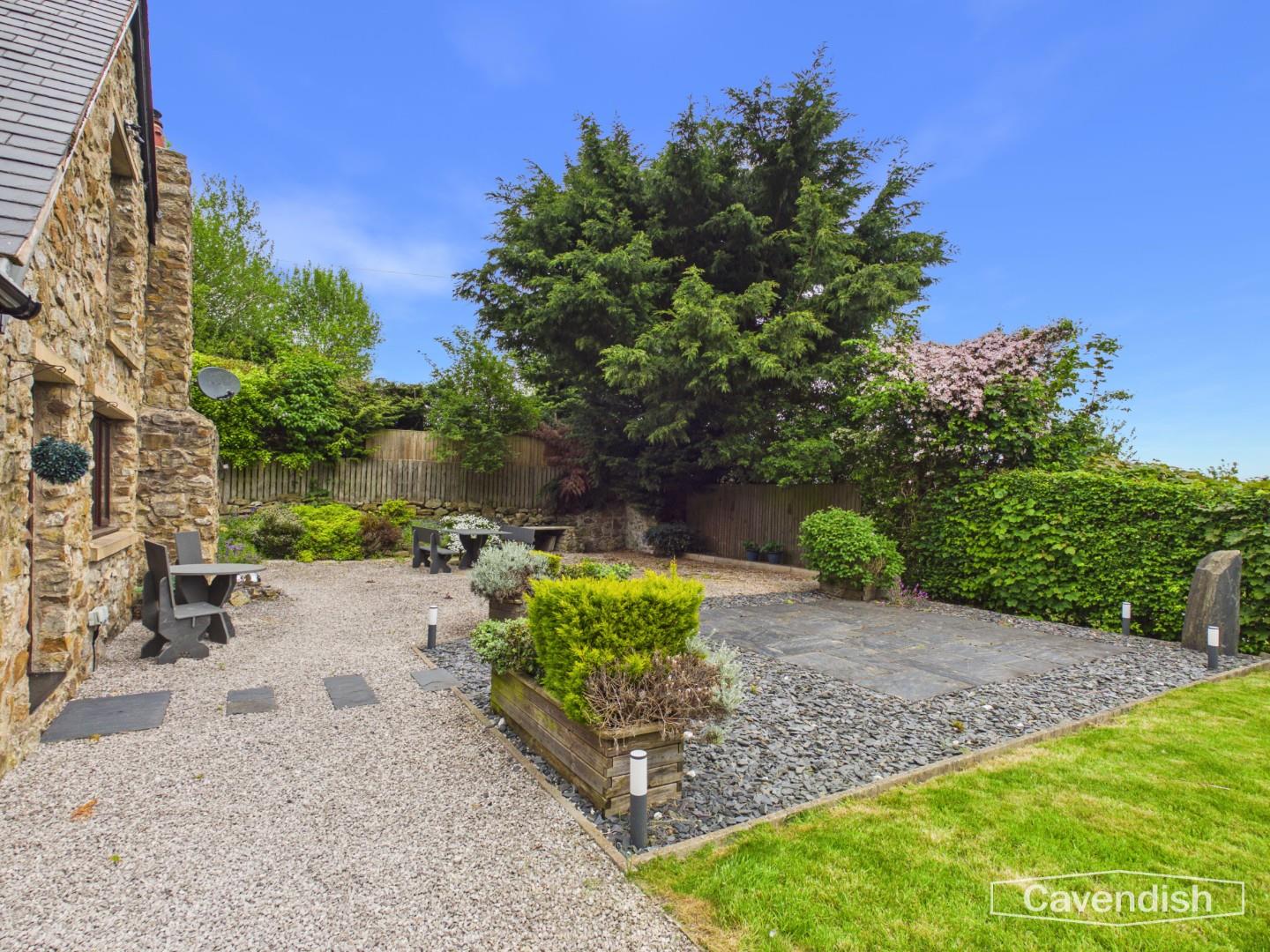 Swan Lane, Gwernymynydd, Mold - Patio