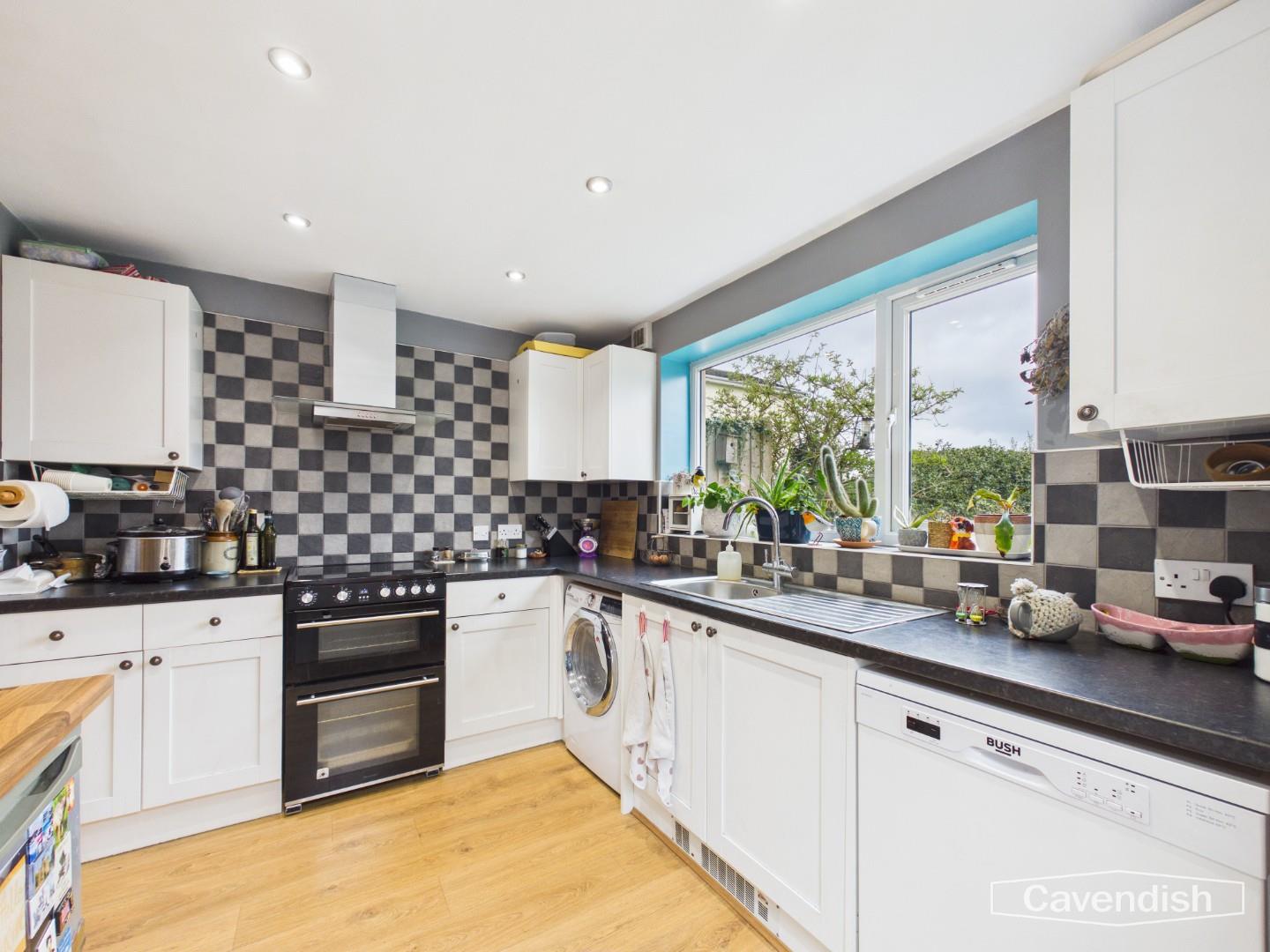 Well Street, Teuddyn, Mold - Kitchen