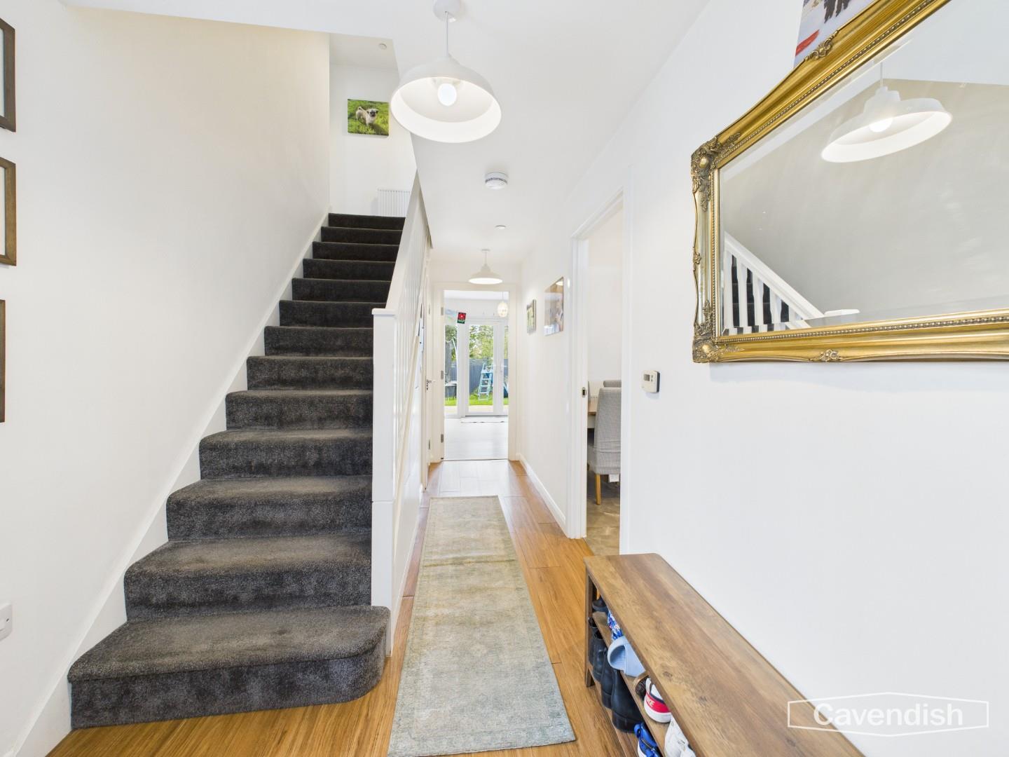 Ffordd Trebeirdd, Mold - ENTRANCE HALLWAY