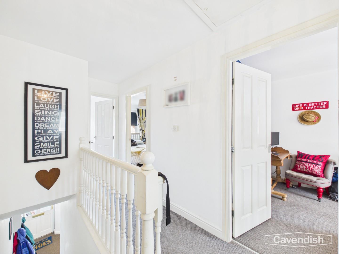 Maes Y Twr, Mold - LANDING