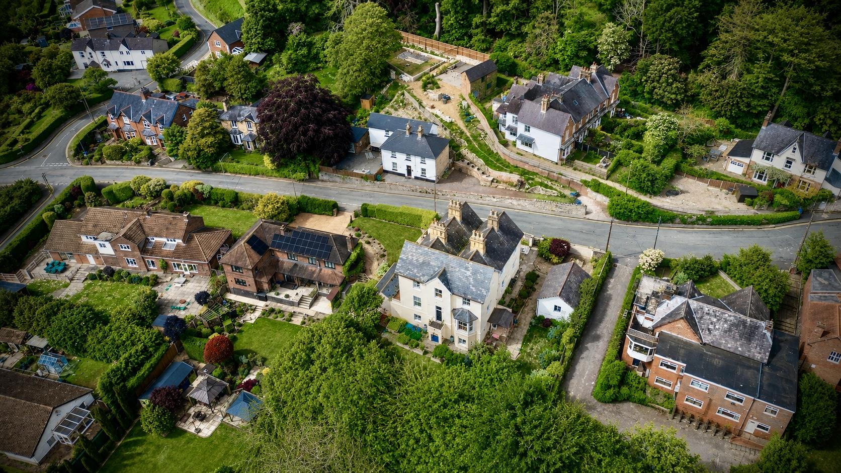 Pwll Glas, Mold - Location