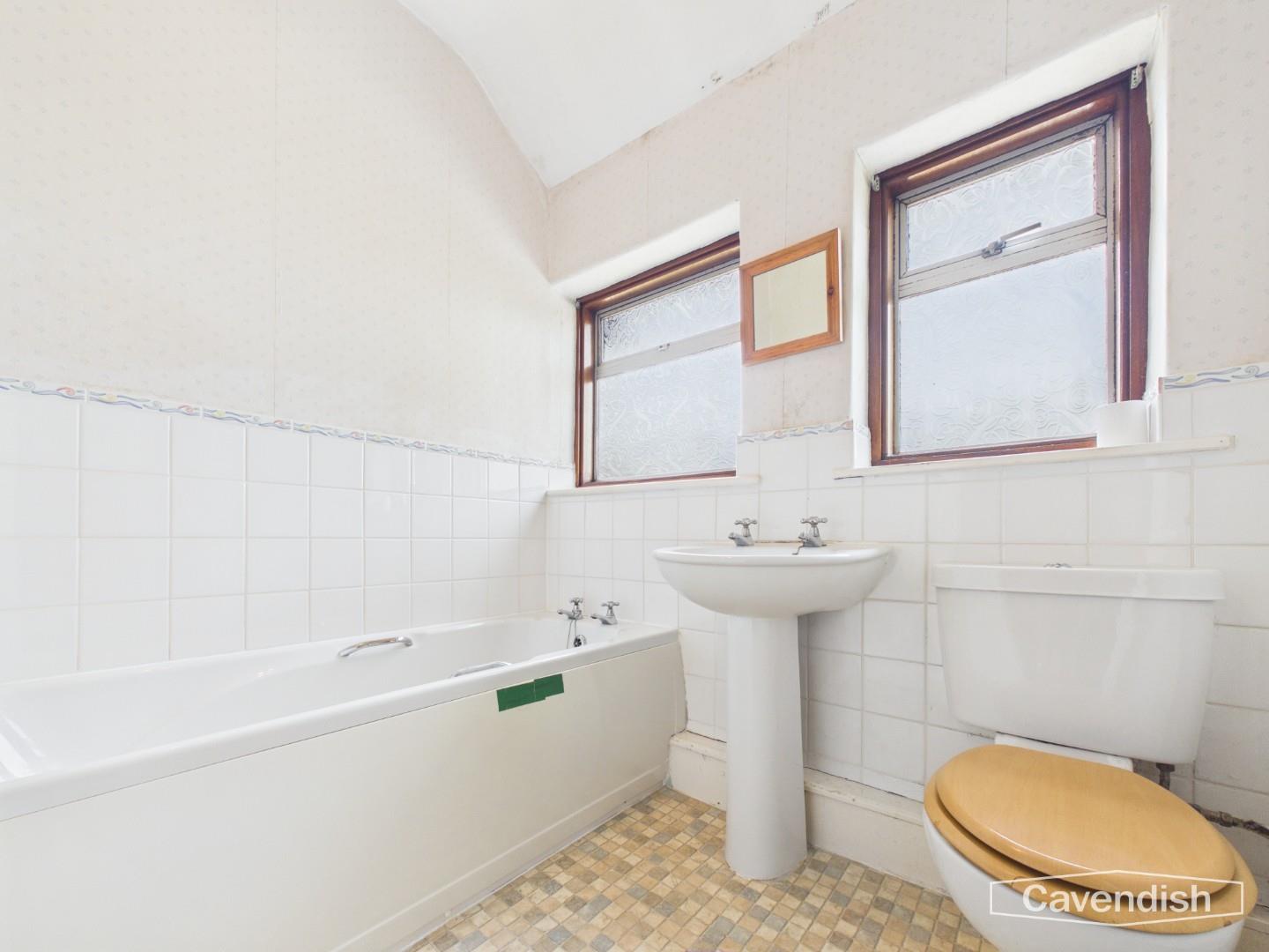 Chester Road, Mold - Bathroom