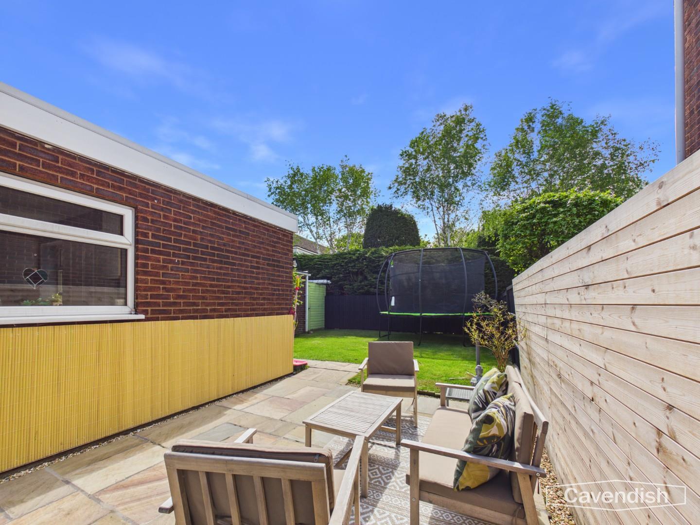 Llys Y Wern, Sychdyn, Mold - Patio